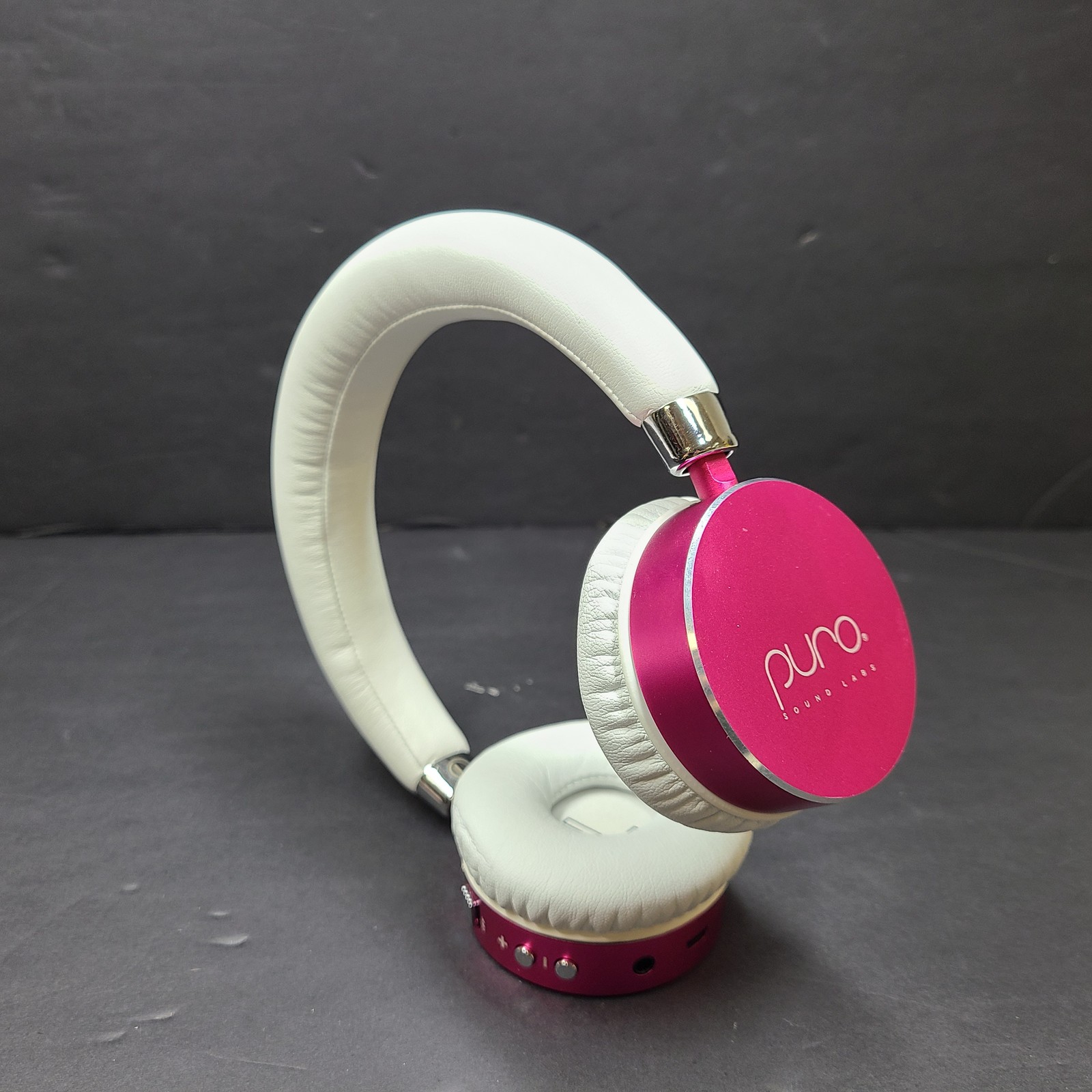 Puro Sound Labs BT2200 Bluetooth Wireless Headphones – White/Pink Grade A