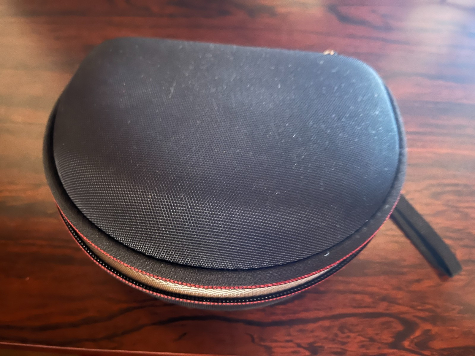 Sony MDR-7506 Professional Large Diaphragm Headphones + Case – Free Shipping