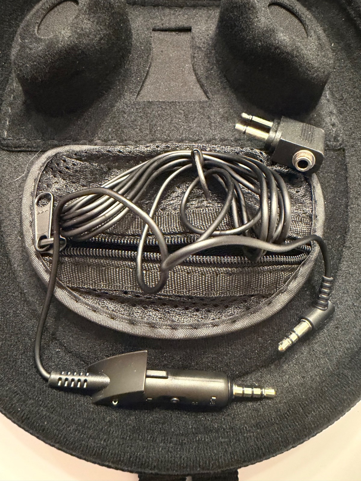 Bose Quite Comfort 15 Acoustic Noise Canceling Headphones Wired New Ear/Head pad