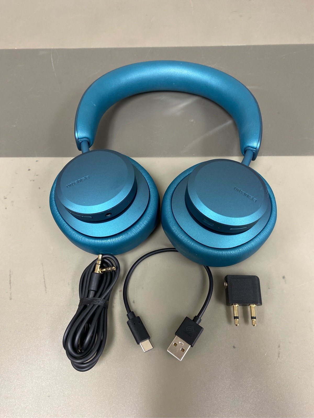 Urbanista Headset – Wireless – Bluetooth/RF – 32 Ohm – 20 Hz – 20 kHz – Over-the