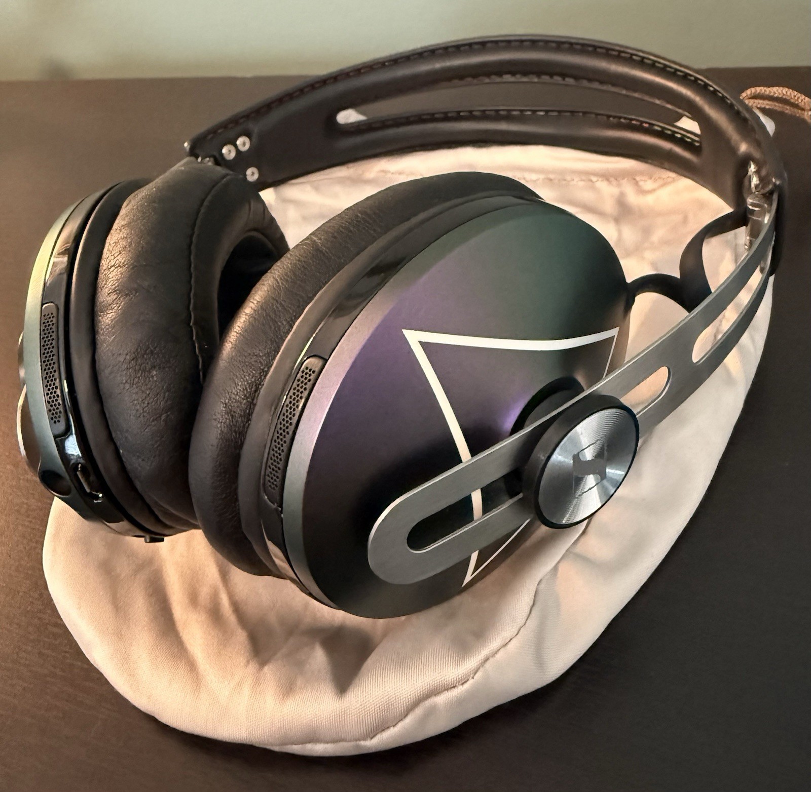 GREAT! Sennheiser Momentum HD1 Pink Floyd Limited Edition Audiophile Headphones