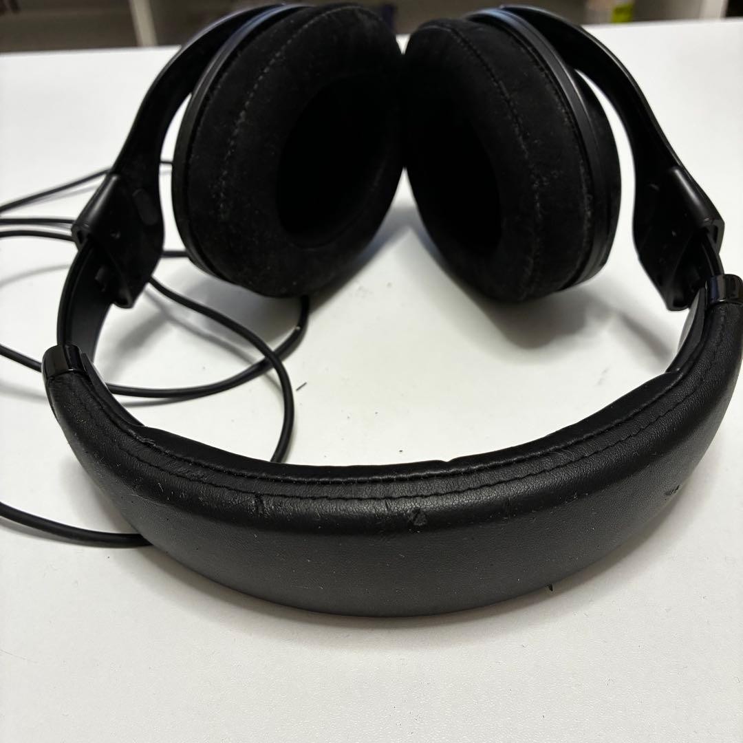 Sennheiser HD598Cs Over-Ear Headphones Genuine noise isolating Fully Working