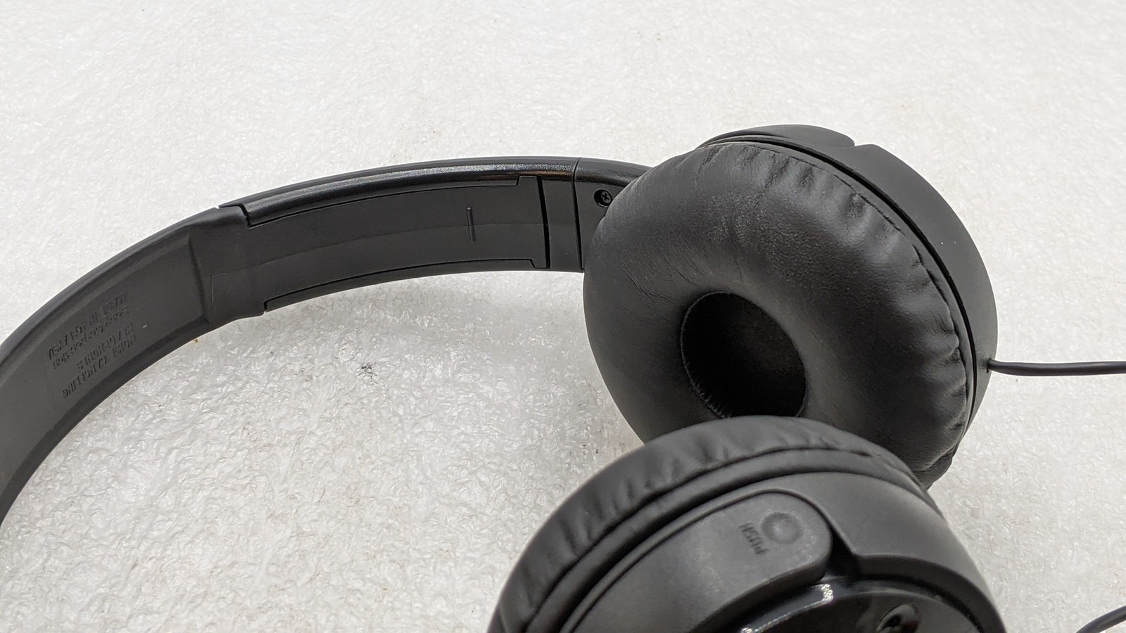 Sony MDR-ZX110NC Noise Cancelling Headphones MDRZX110NC Black Free Shipping