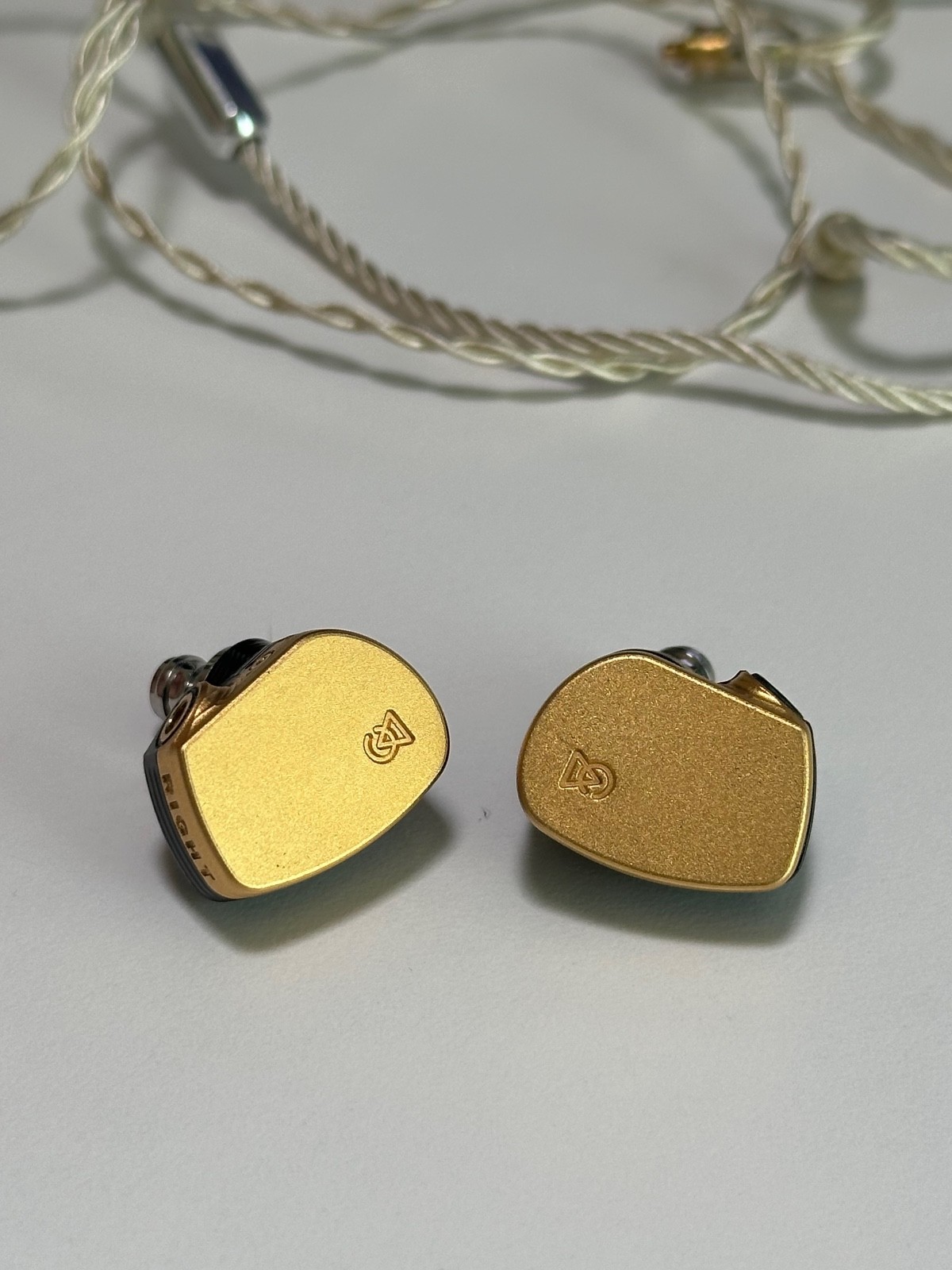 Campfire Audio Solaris (Original OG) with silver cable IEM Headphones