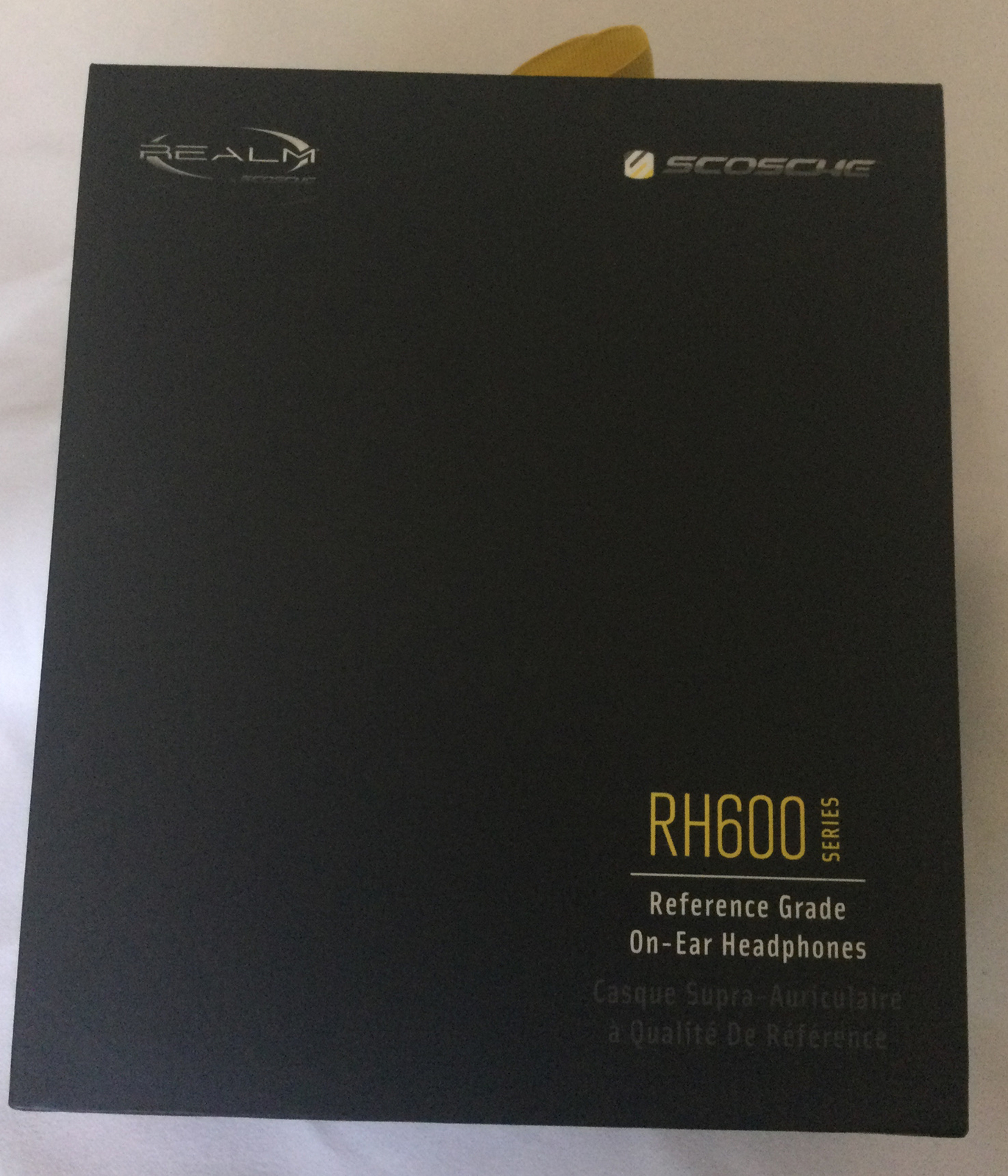 REALM SCOSCHE RH600bk REFERENCE GRADE ON EAR HEADPHONES NIB