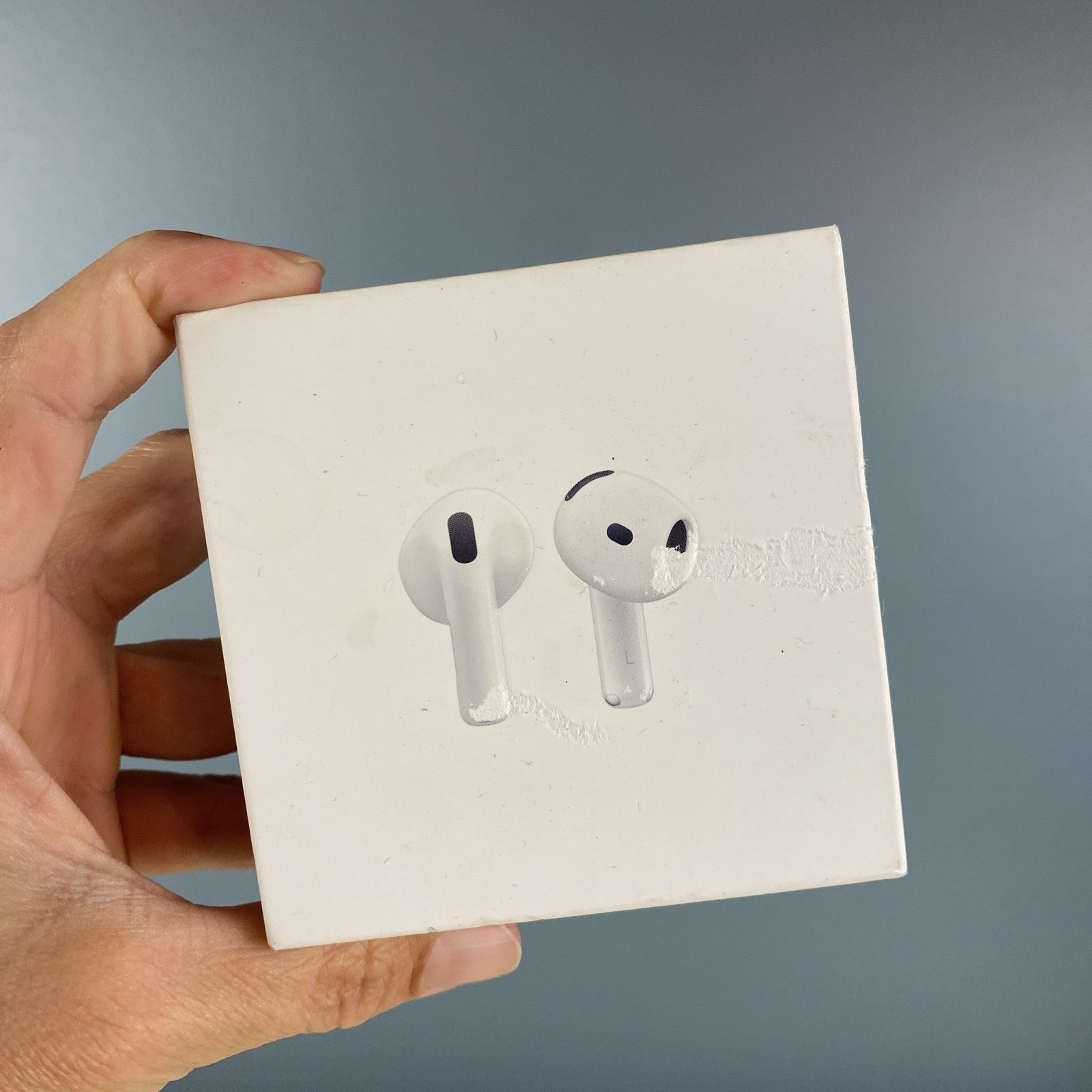 AiRPODS 4 (ANC) White Bluetooth Wireless In-Ear Earbuds MXP93LL/A