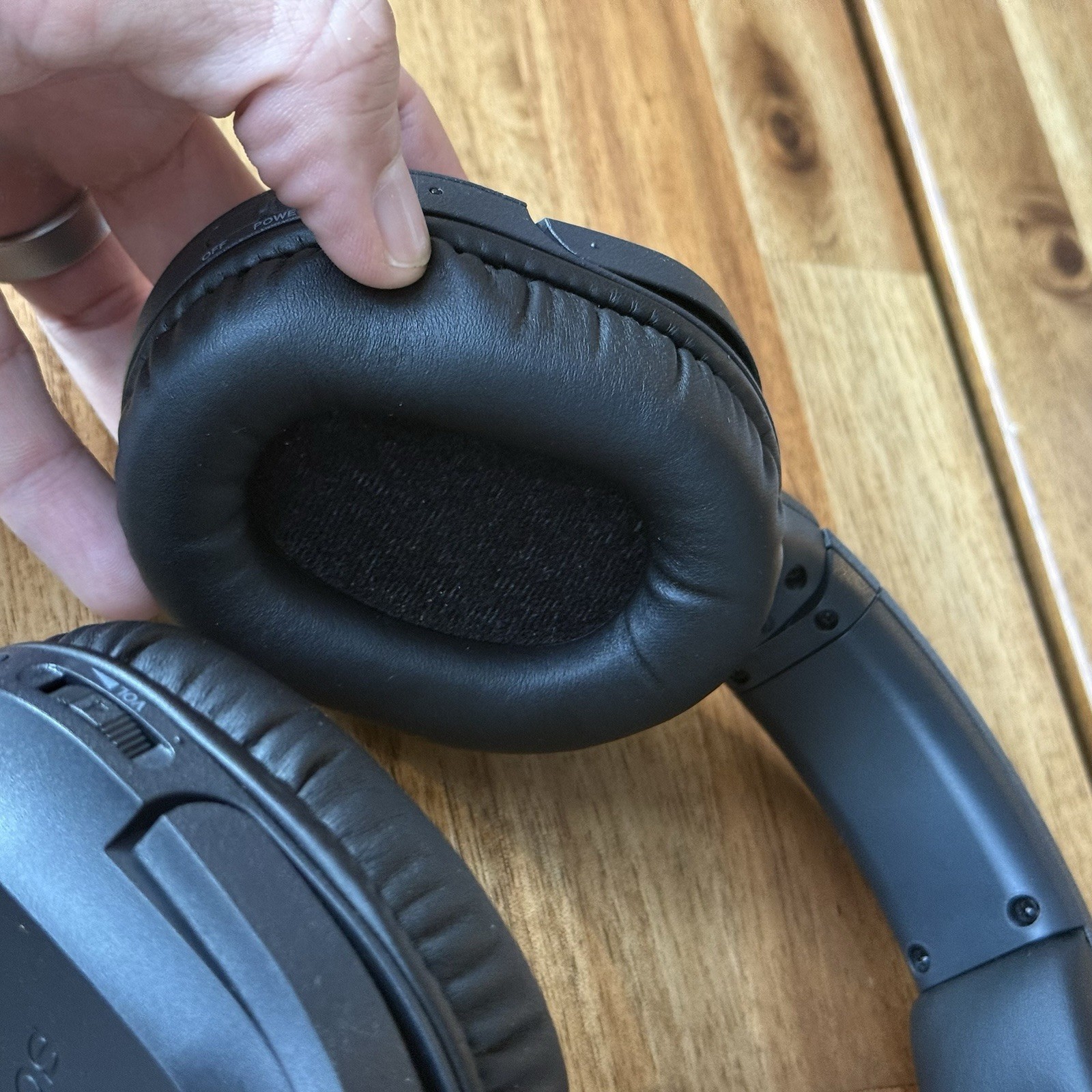 Sony WH-RF400R Wireless RF Over-Ear Headphones Black, No Charging Dock