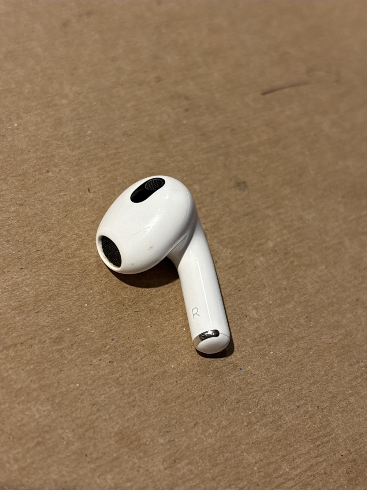 Apple AirPods 3RD GENERATION Replacement – RIGHT SIDE ONLY A2565 Works!