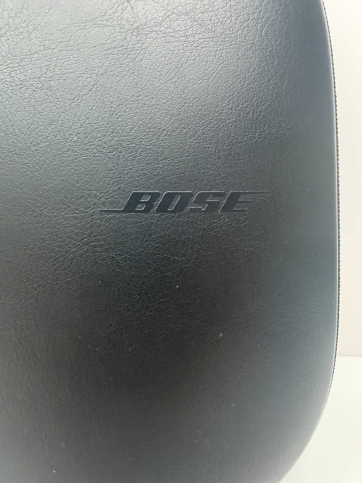 Bose NC700 Over-Ear Noise Cancelling Bluetooth Headphones New Black/Gold Earpads