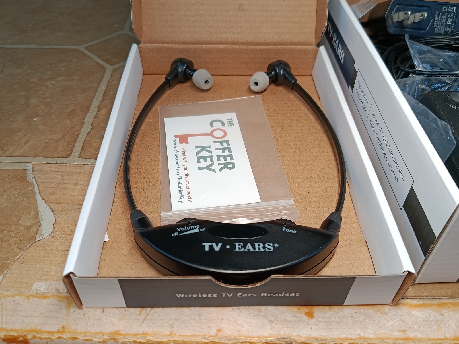 TV Ears Digital Wireless System Base & 1 Headset EUC w/ *New Battery*