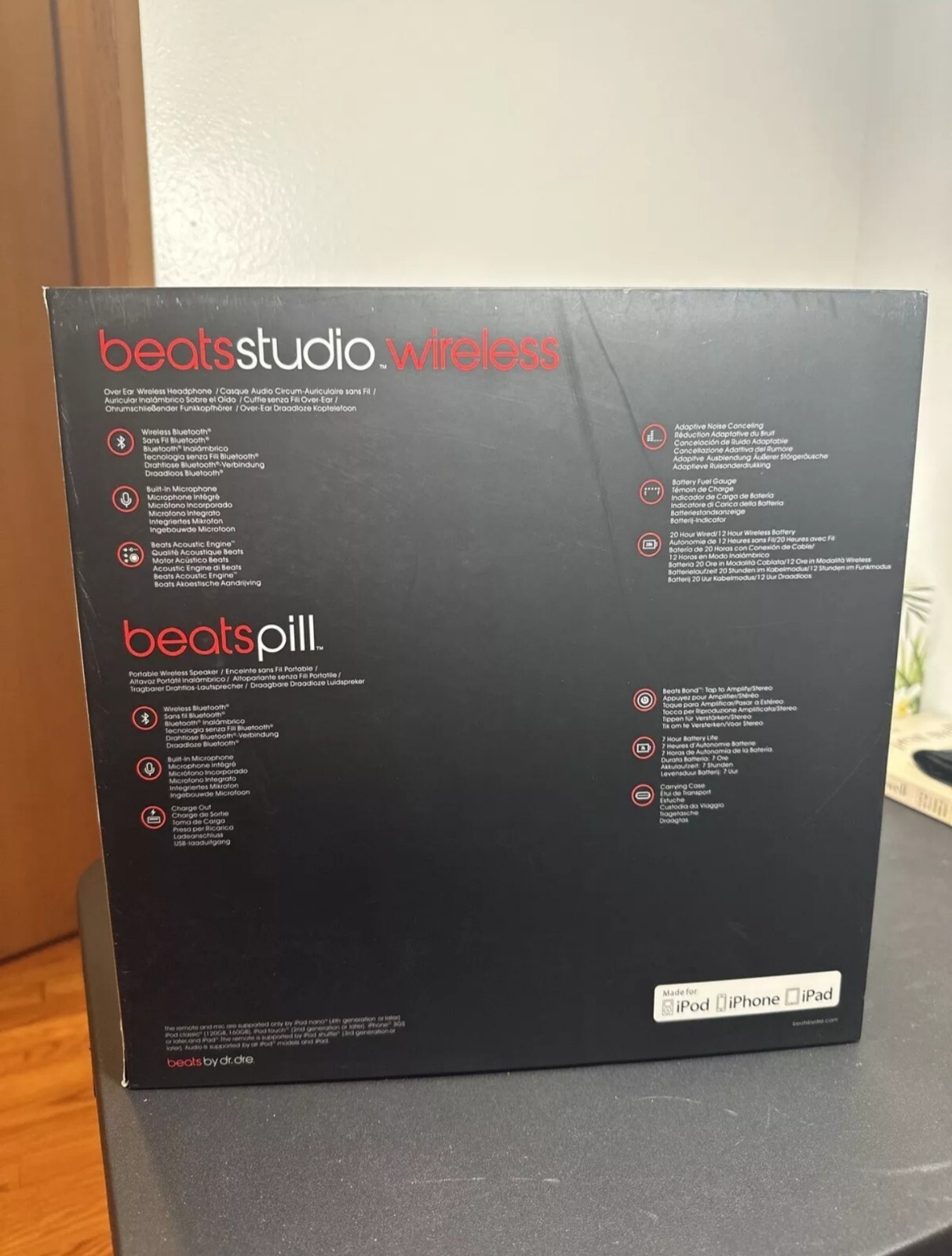2013 Beats By Dr. Dre(Pill 2.0+Studio Headphones)Limited Edition Gloss Gold Set
