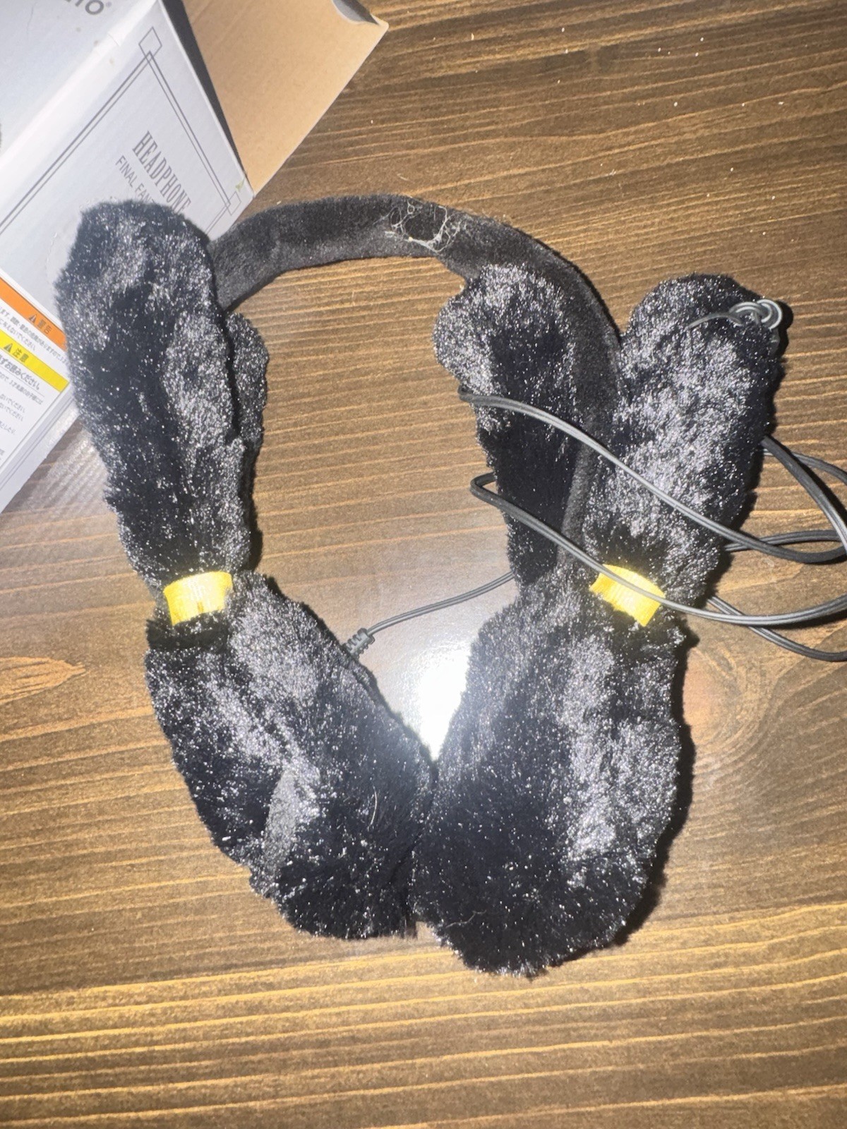 Taito Final Fantasy XIV Online Over-Ear Wired Headphones 3.5mm Black/Yellow