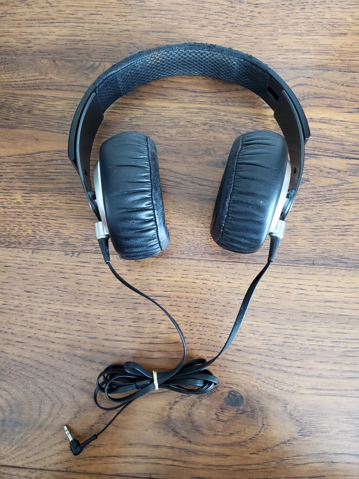 Sony MDR-XB500 Black Stereo Headphones with Extra Bass – Black