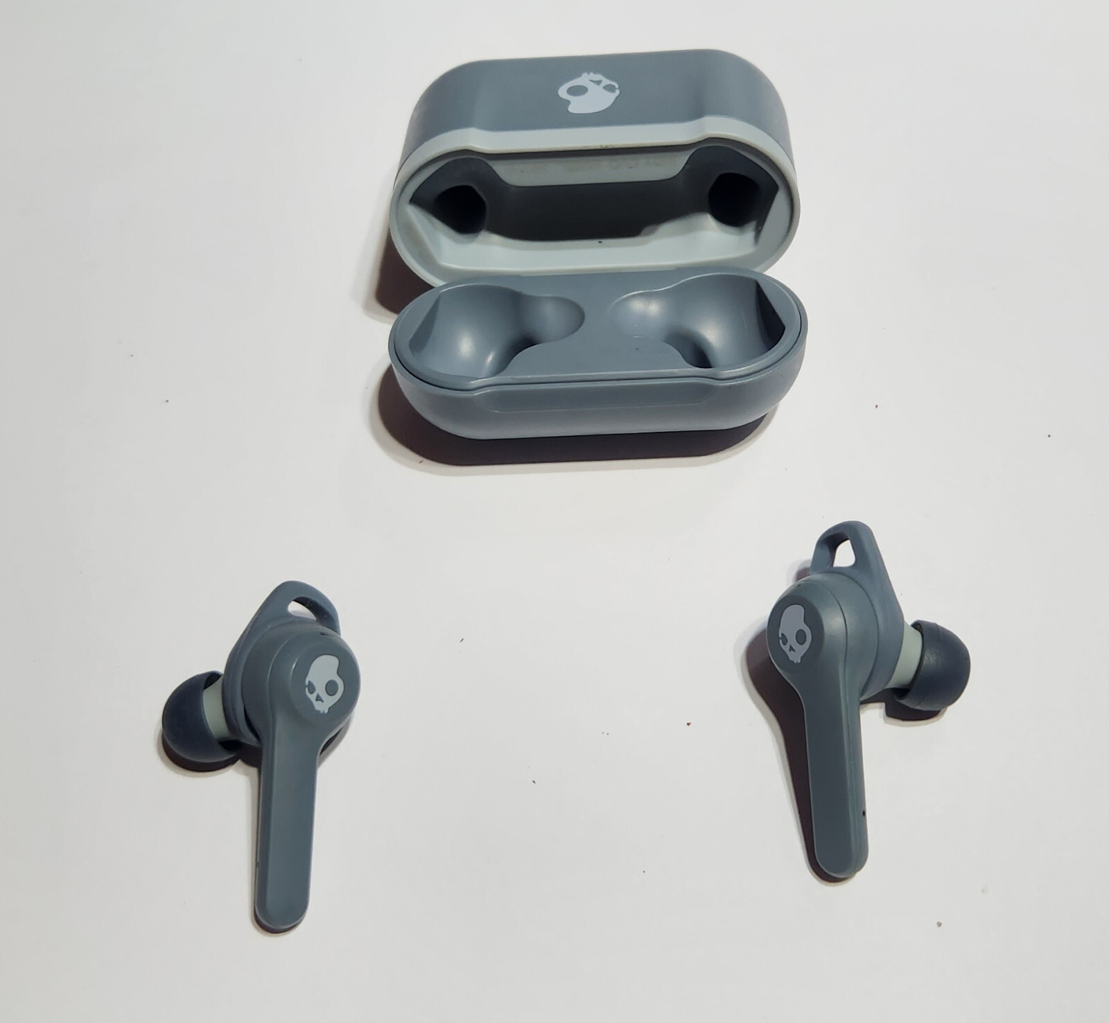 OEM Gray Skullcandy INDY EVO True Wireless Headphones with Case S2IVW with WINGS