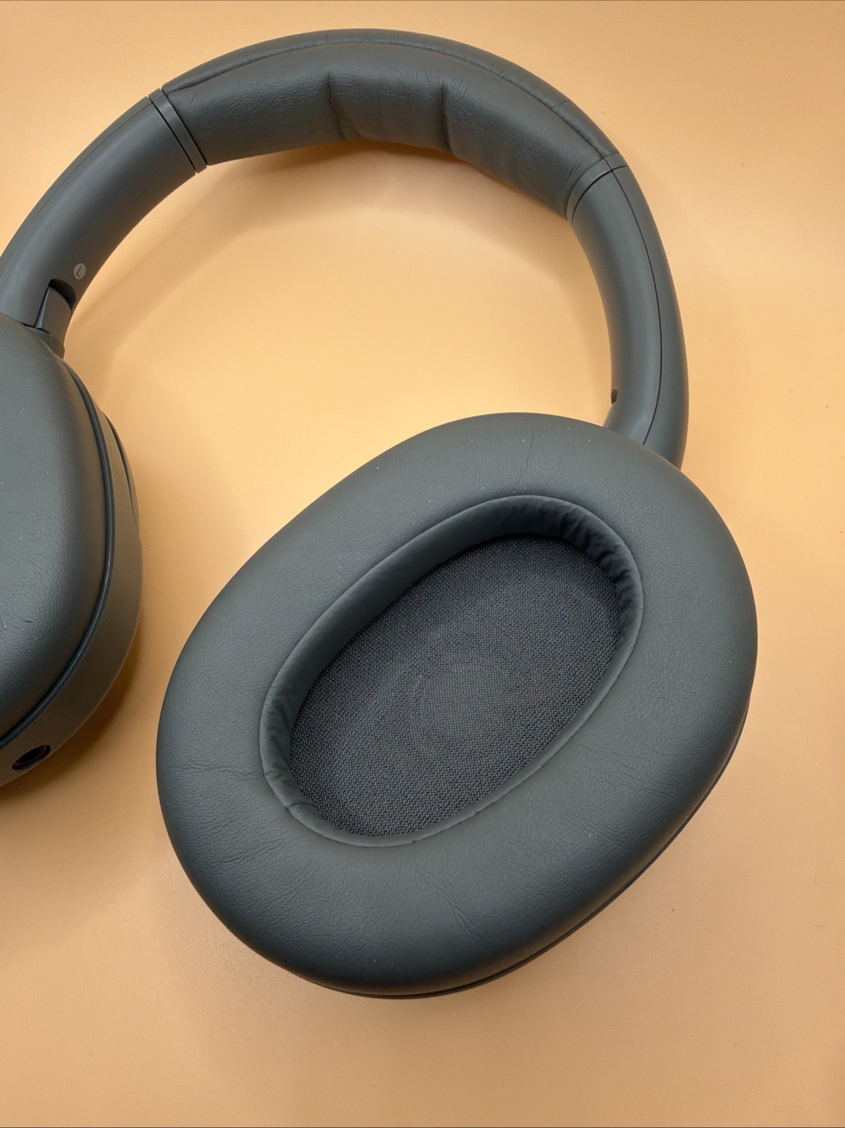 SONY ULT WEAR WH-ULT900N Wireless Noise Canceling Bluetooth Headphones – GrayF11