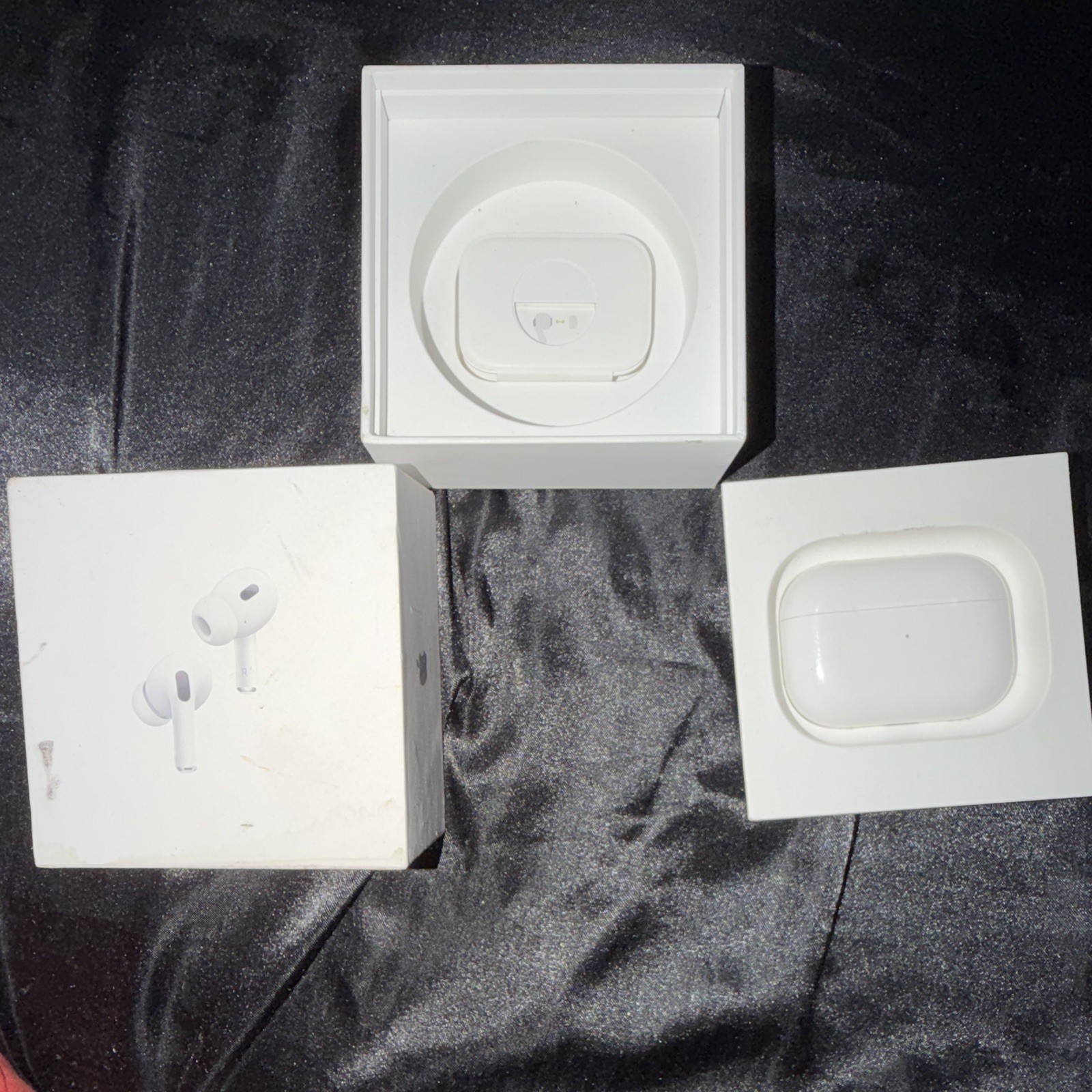 Apple AirPods Pro 2nd Gen MagSafe Case, ANC, Transparency Mode – White