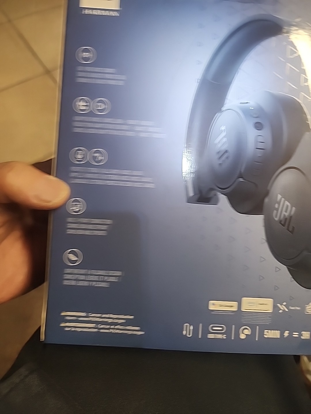 JBL Tune 770NC Adaptive Noise Cancelling Wireless Over-Ear Headphone – Blue