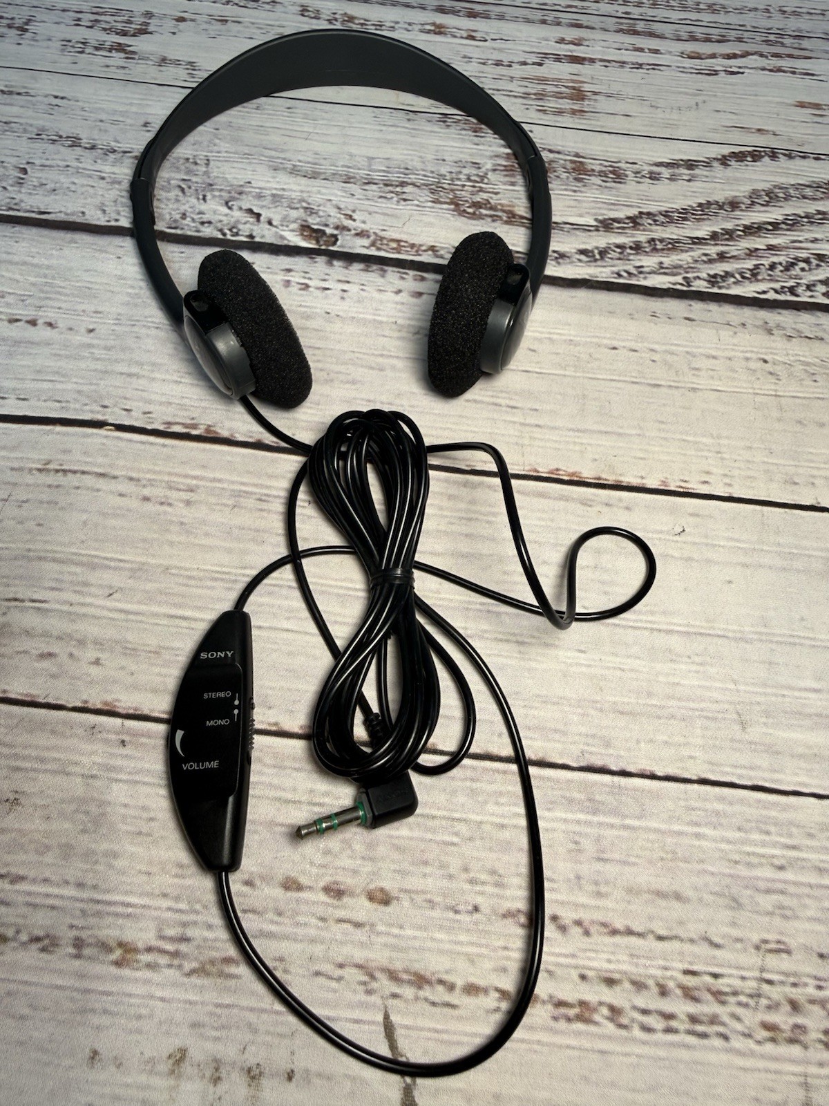 Sony MDR-022 Adjustable Wired Headphones w/3.5mm Minijack – Tested and Working!