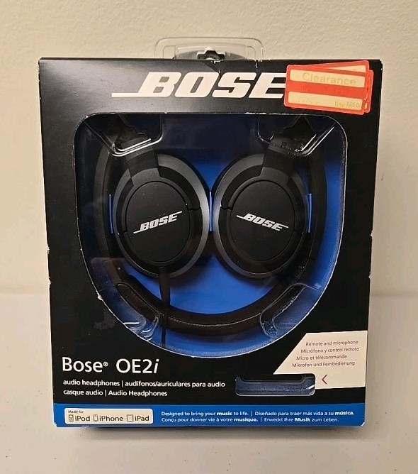 Bose OE2i Wired Headphones w/ Remote & Microphone + Carrying Case – NEW!!!
