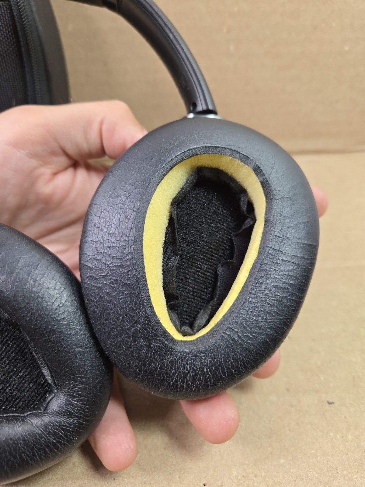 Sony MDR-10RNC Wired Noise Cancelling Over-the-ear Headphones Used Tested