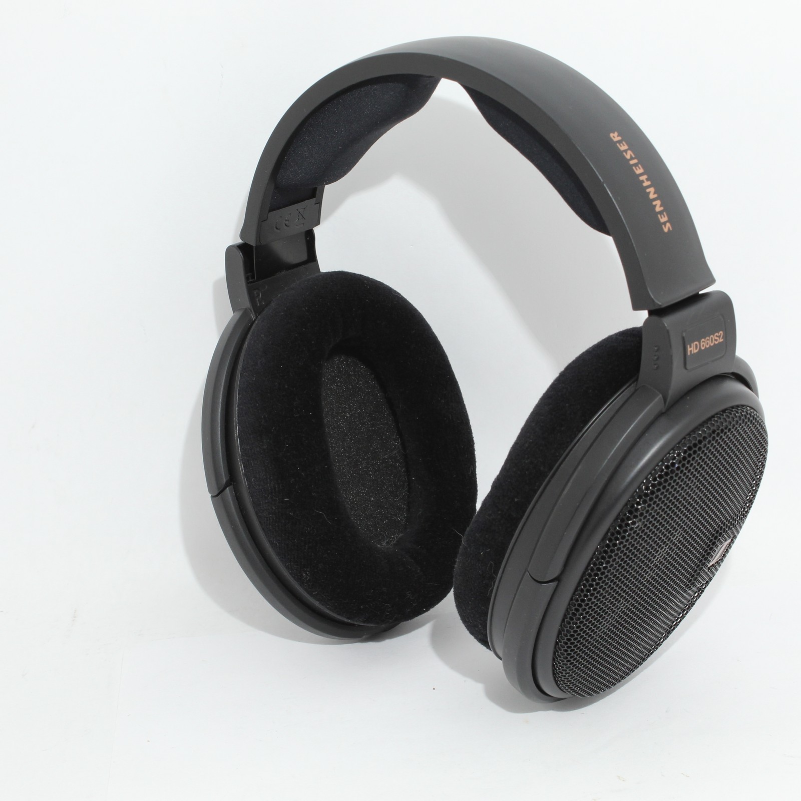 Excellent Genuine Sennheiser HD 660S2 Wired Over-Ear Headphones – Black + Cable