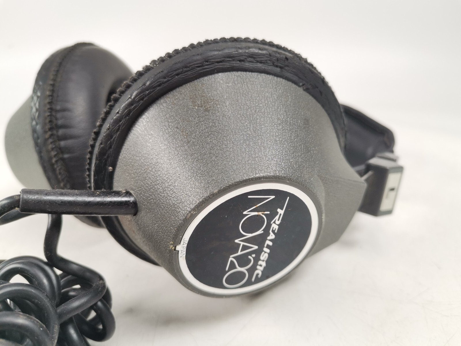 Old Vintage Realistic Nova 20 Headphones 35mm Jack radio shack