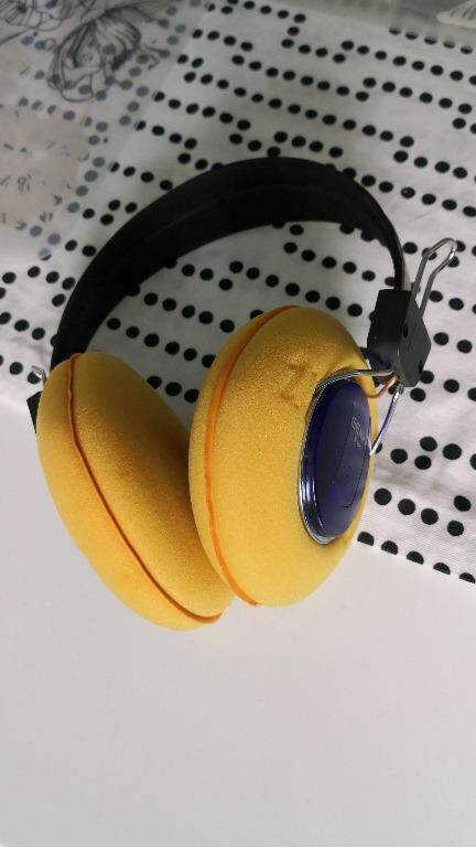 Stereo headphone without cable for sale great condition