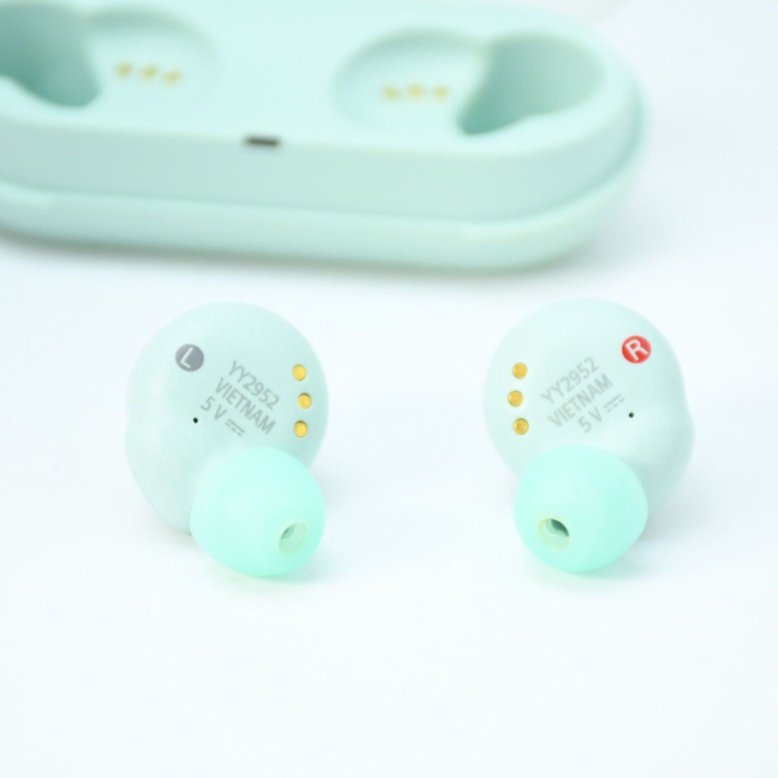 SONY WF-C500 Wireless Earphones Mint Condition