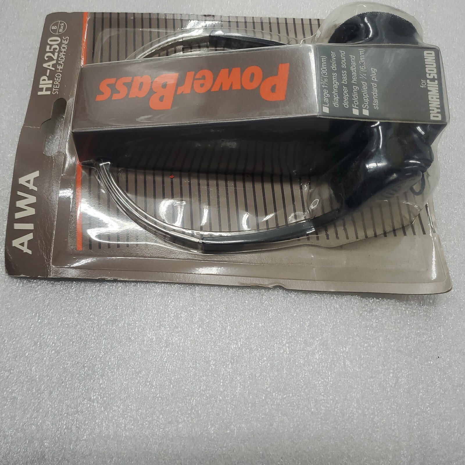 Vintage Aiwa HP-A250 Stereo Headphones. Power Bass w/ Folding Headband. Sealed.