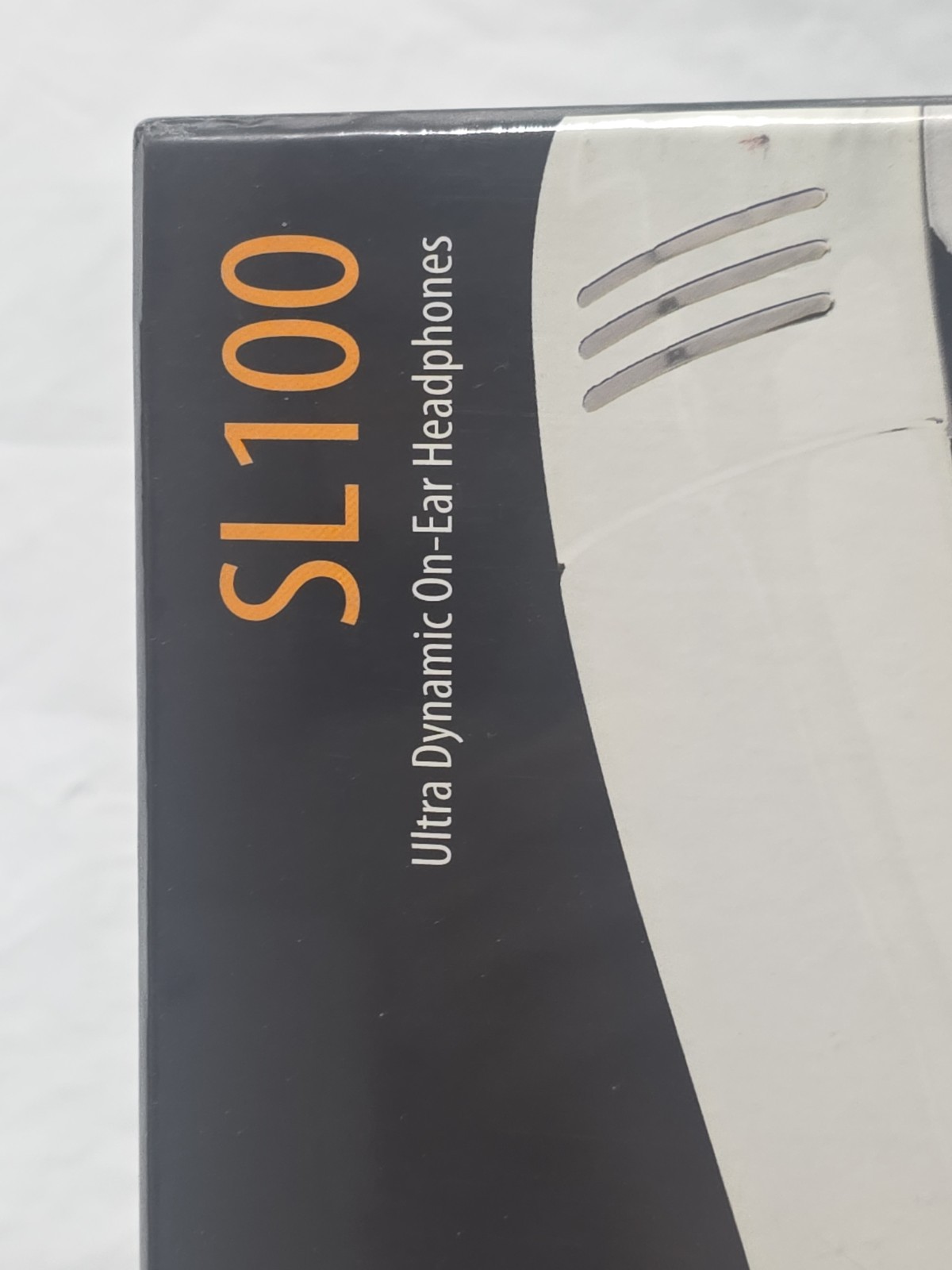 SOUL SL100 Headphones Unisex OS White Ultra Dynamic On-Ear Ludacris NEW Wired