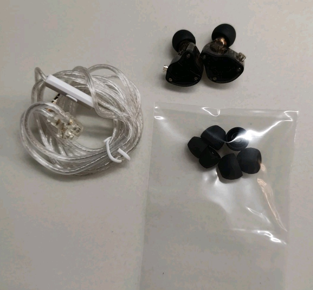 KZ ZS10 Pro, Linsoul 4BA+1DD 5 Driver in-Ear HiFi Earphones w/ Mic, Stone black