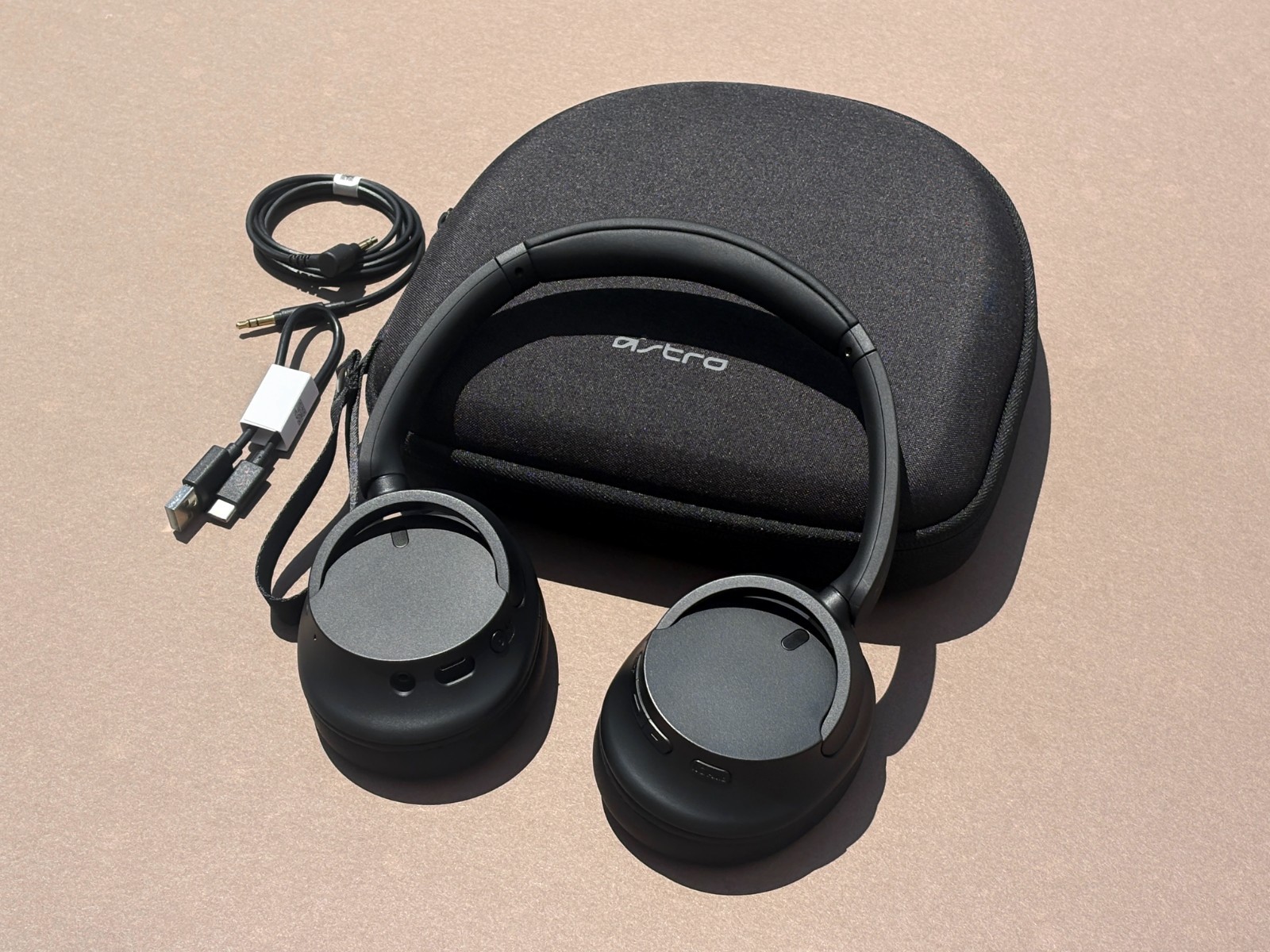 SONY WH-CH720N/B Noise Canceling Wireless Headphones / w Hard Case – BLACK #OB