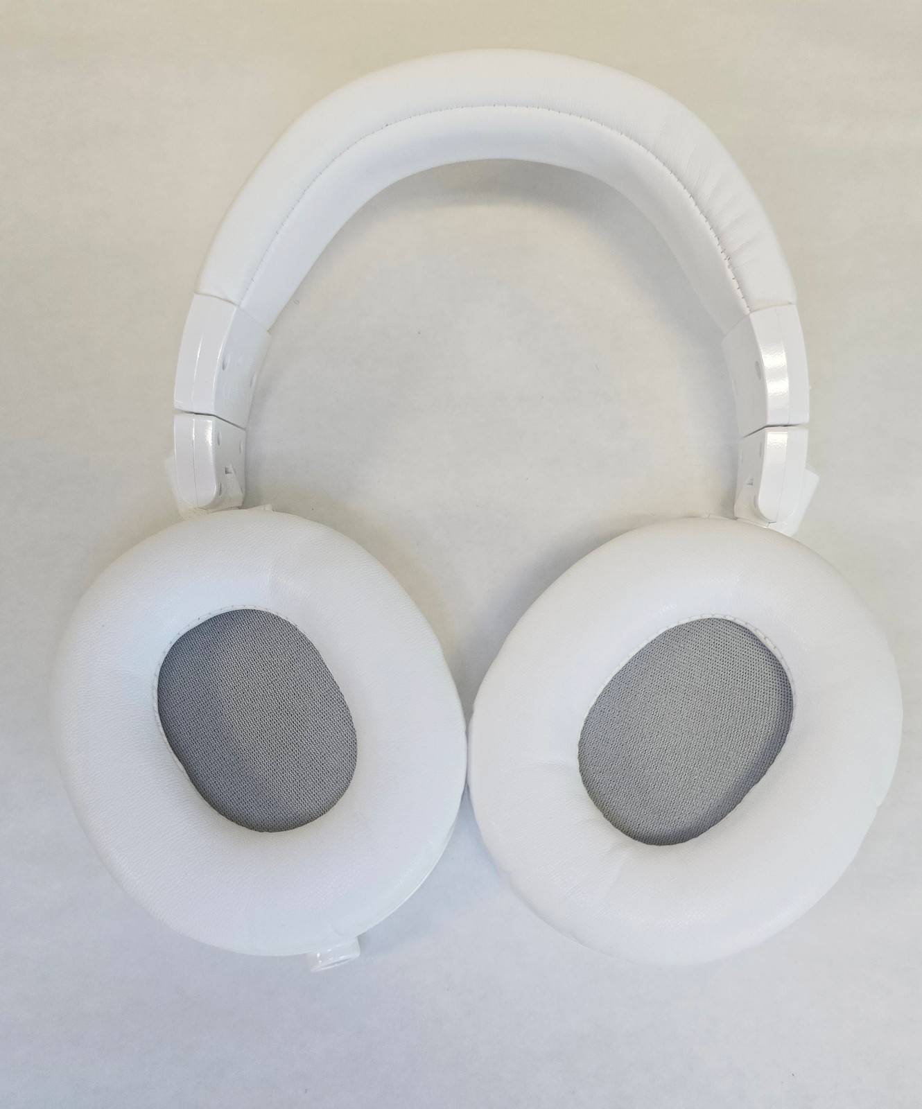 Mint – Audio-Technica ATH-M50X Over-Ear Headphones – White