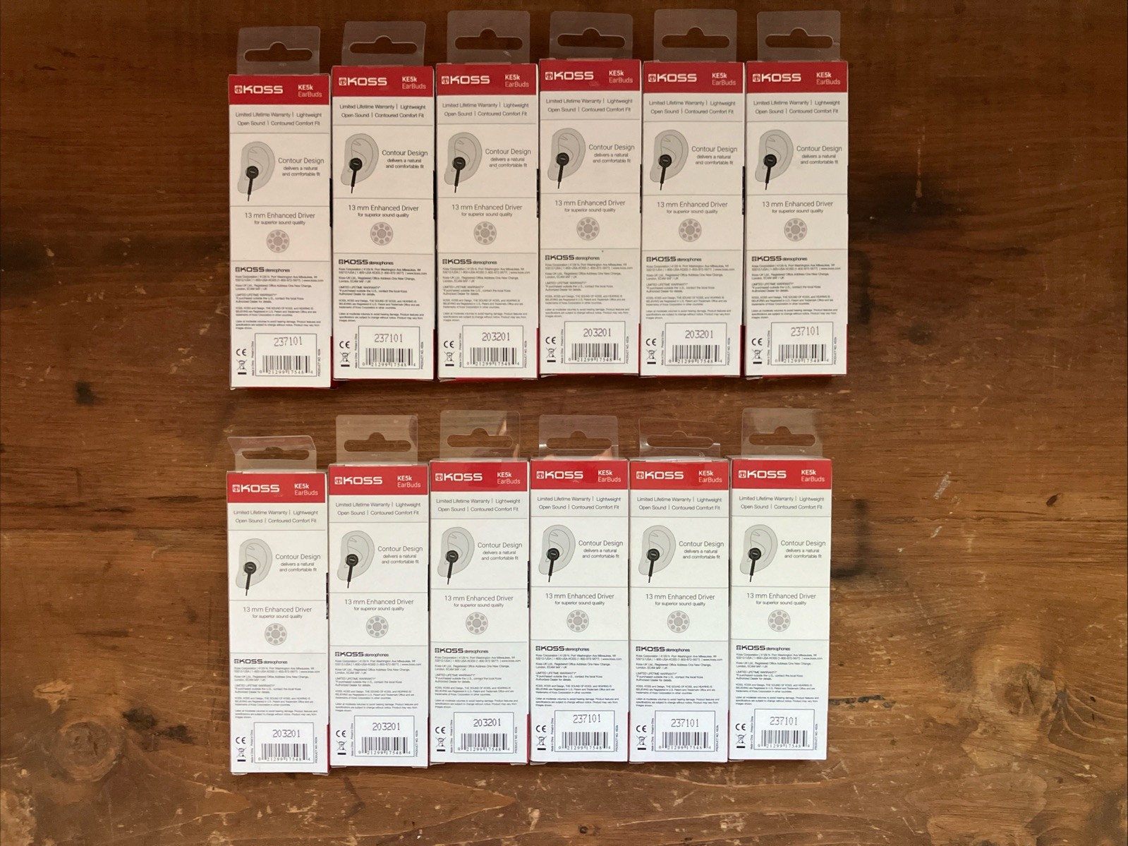 (12) Koss In Ear Earbuds, Black KE5k Lot of 12