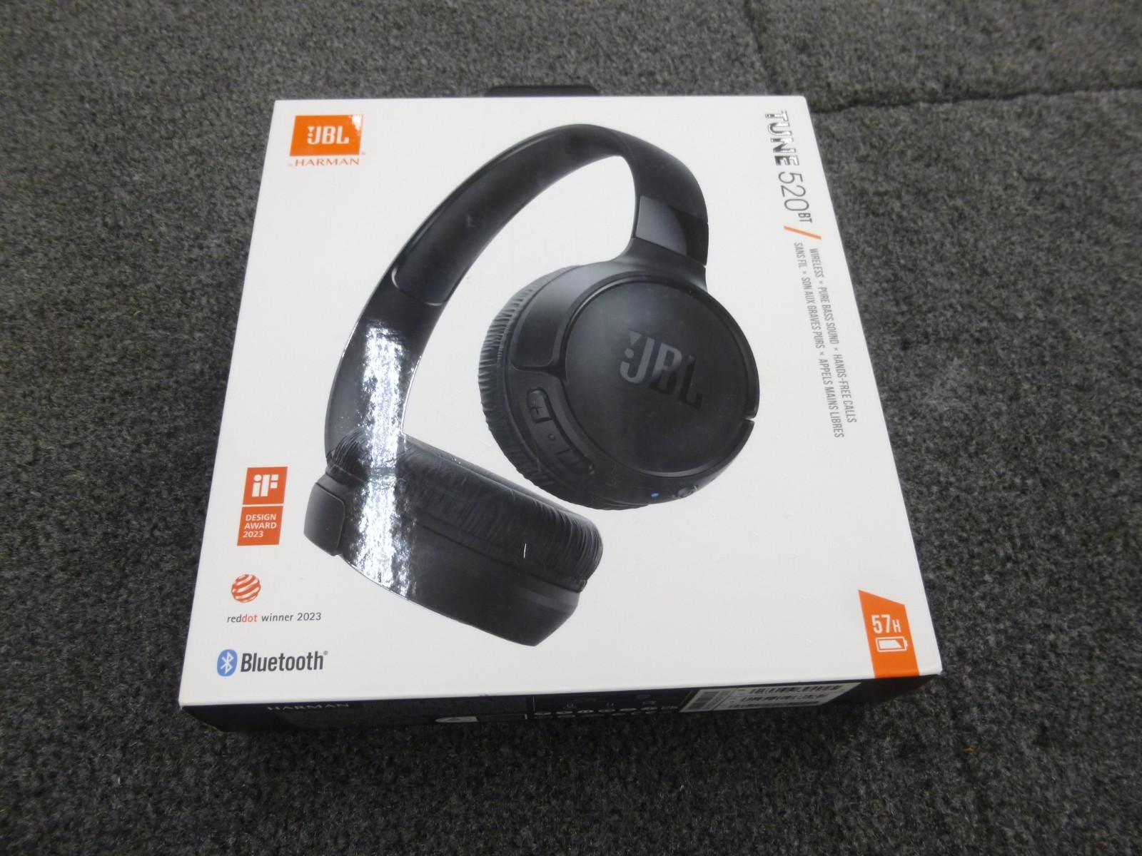 NEW IN SEALED BOX JBL JBLT520BTBLKAM Tune 520BT Wireles On-Ear Headphones, Black