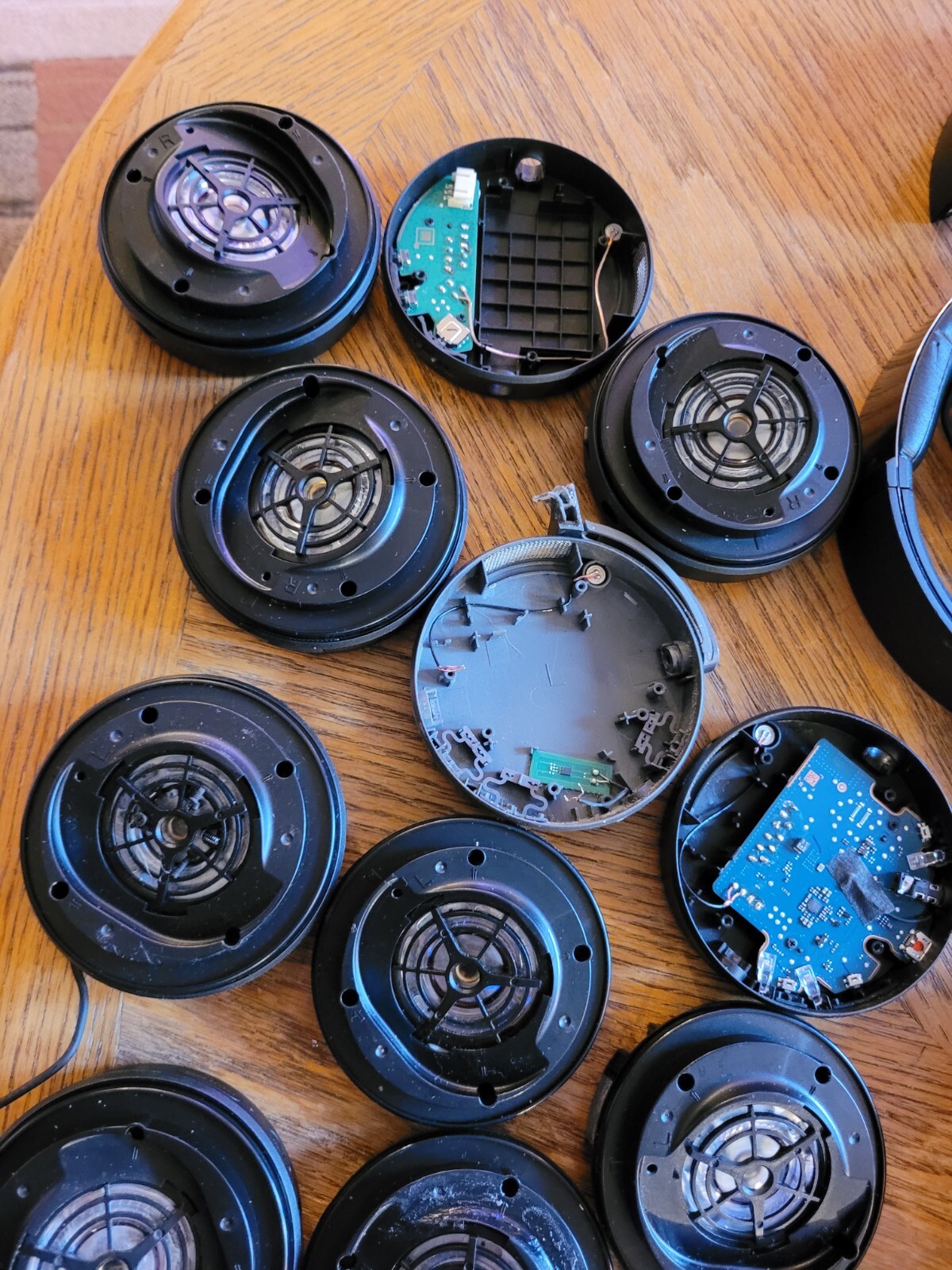 HUGE LOT Sony Extra Bass Wireless Bluetooth Headphones (MDR XB950N1) For Parts