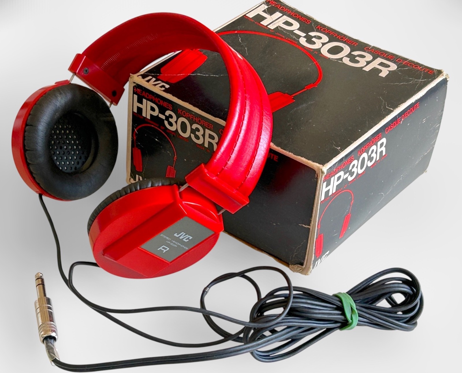 JVC HP-303R Stereo Headphones