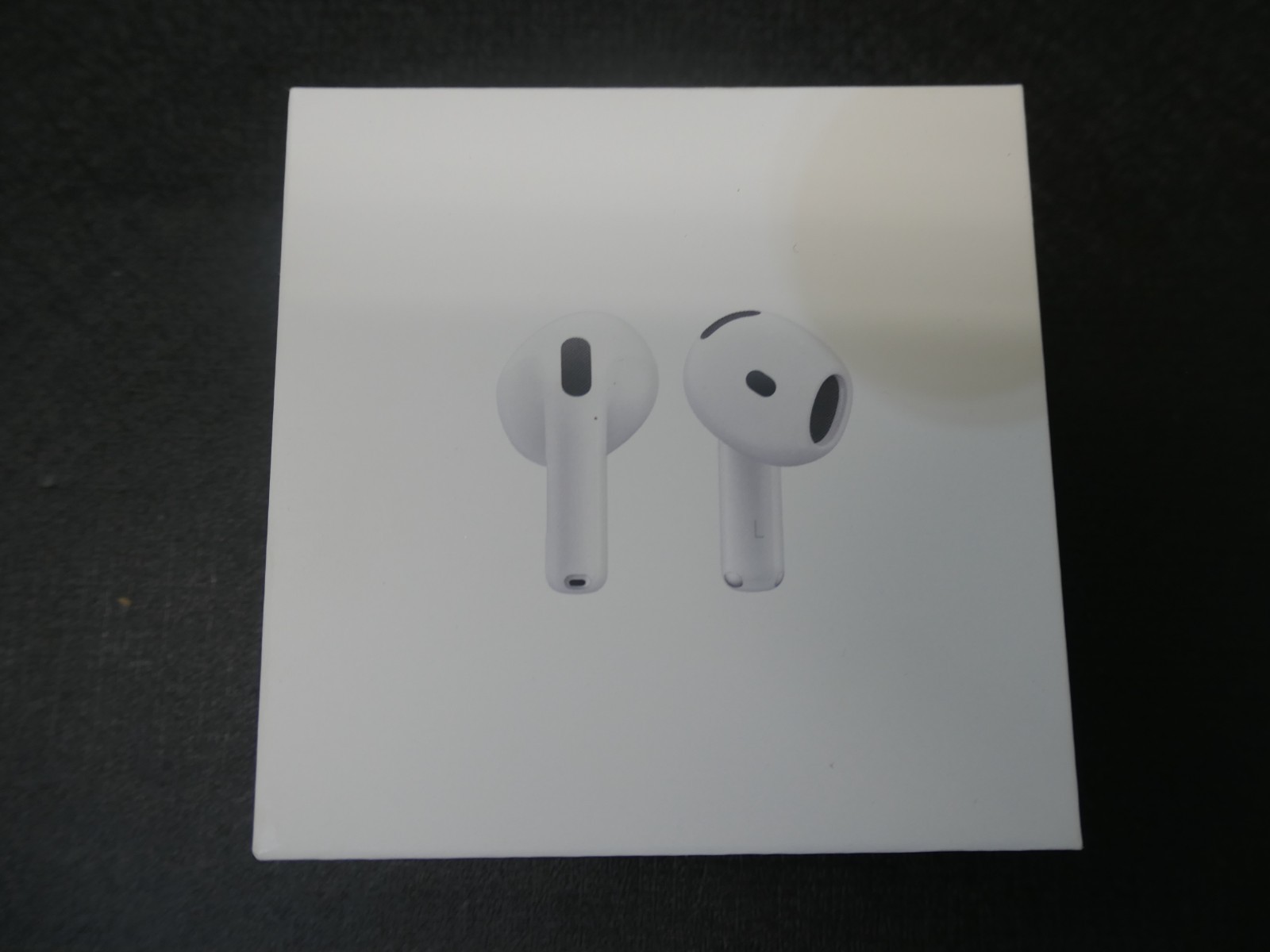 Apple Airpods 4 Wireless Charging USB-C Case, A3050 A3053 A3058 PXP73LL/A