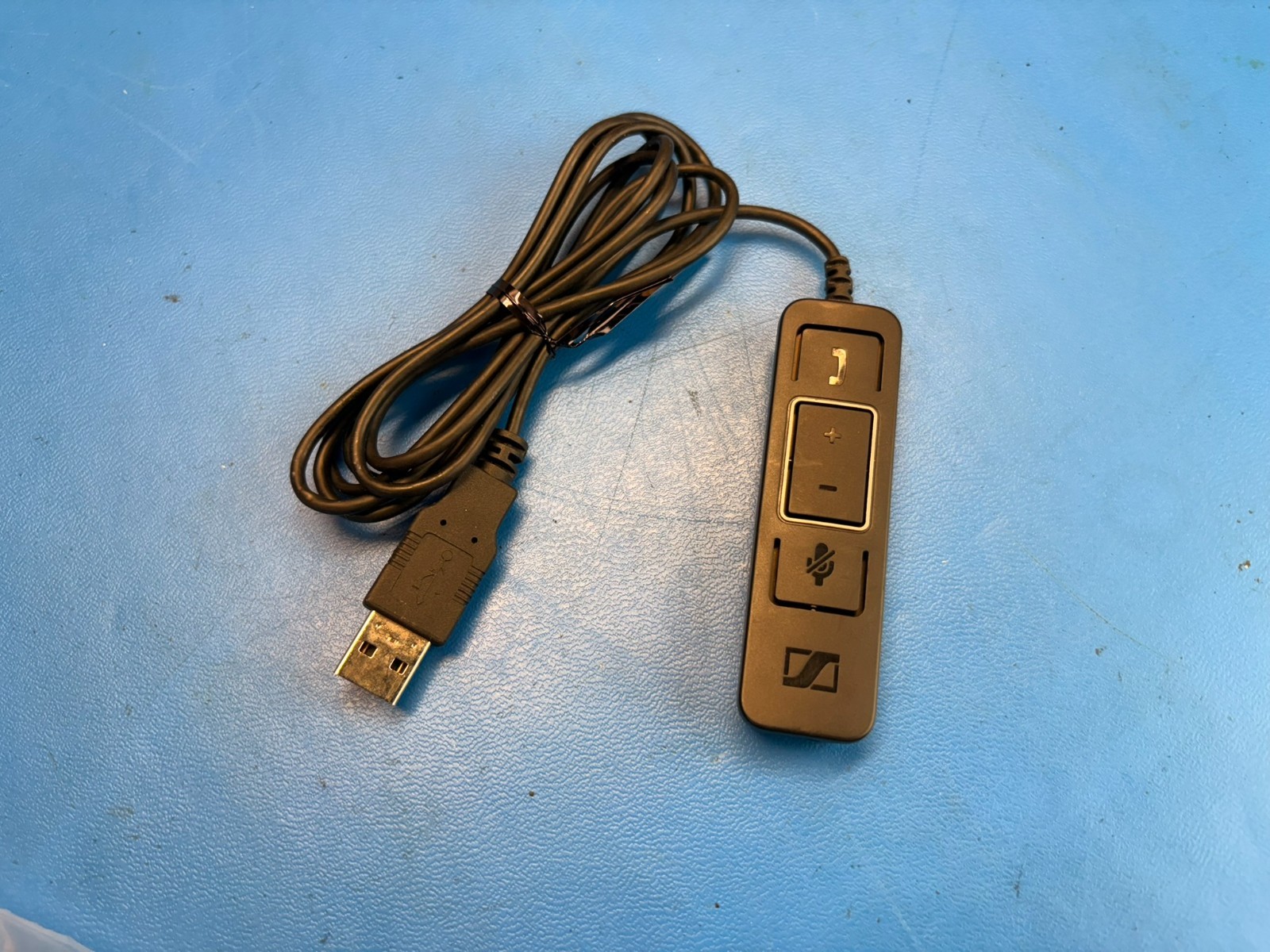 Sennheiser USB-CC x5 MS Adapter Cable USB to 3.5mm with Mute and Volume Control