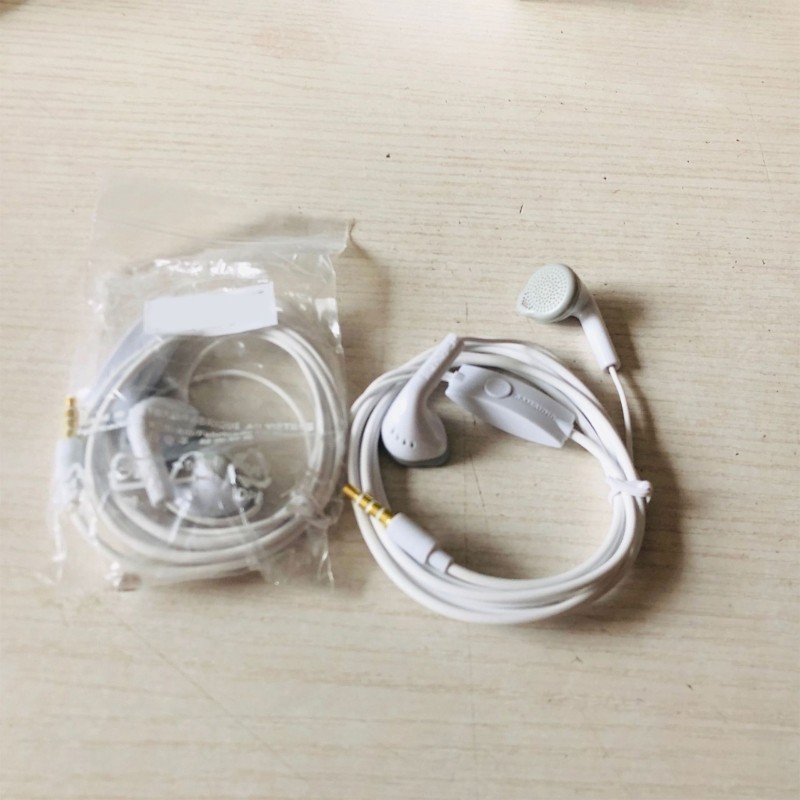 Universal 3.5mm Earphones C550 Corded Earbuds Wide Compatibility with Phones