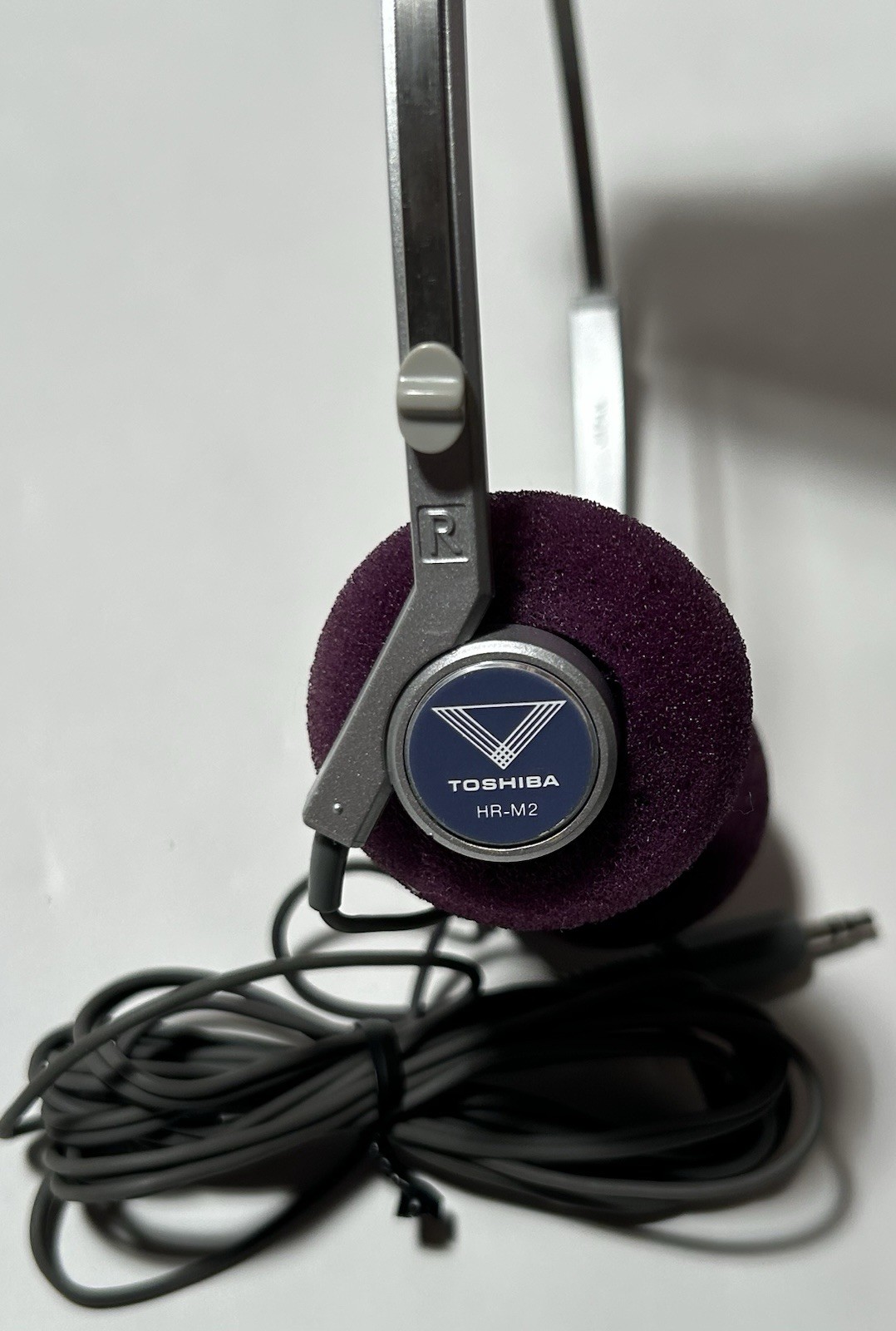 Vintage TOSHIBA HR-M2 Metal Band Stereo Headphones 3.5mm Rare Purple Cushions