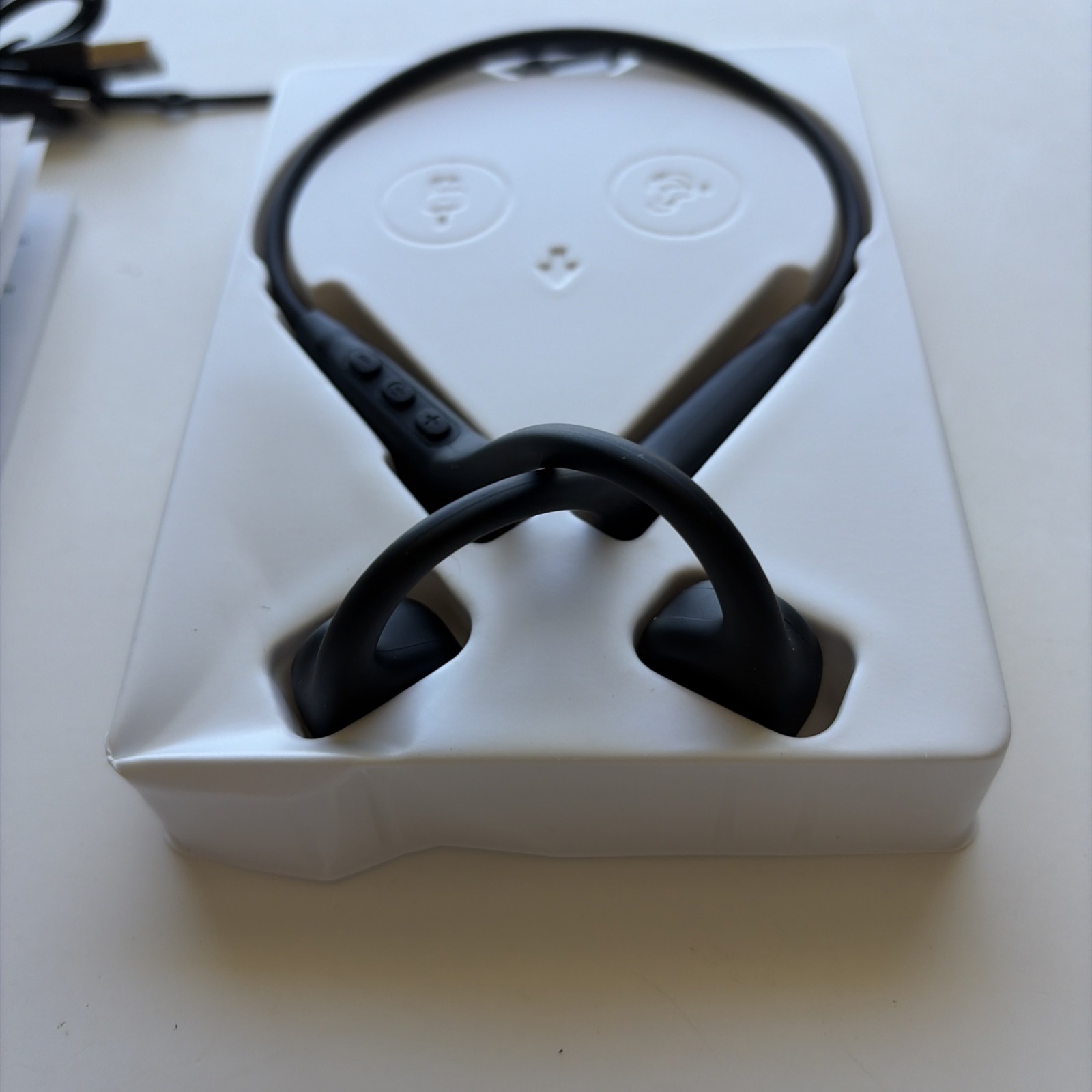 MRYTKY Bone Conduction Headphones,Open Ear Headphones Bluetooth5.4 with Mic