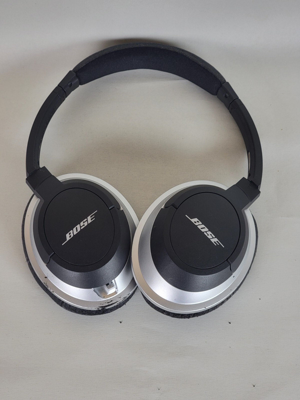 Bose SoundLink Around-Ear Wired Headphones Without Cable Jack