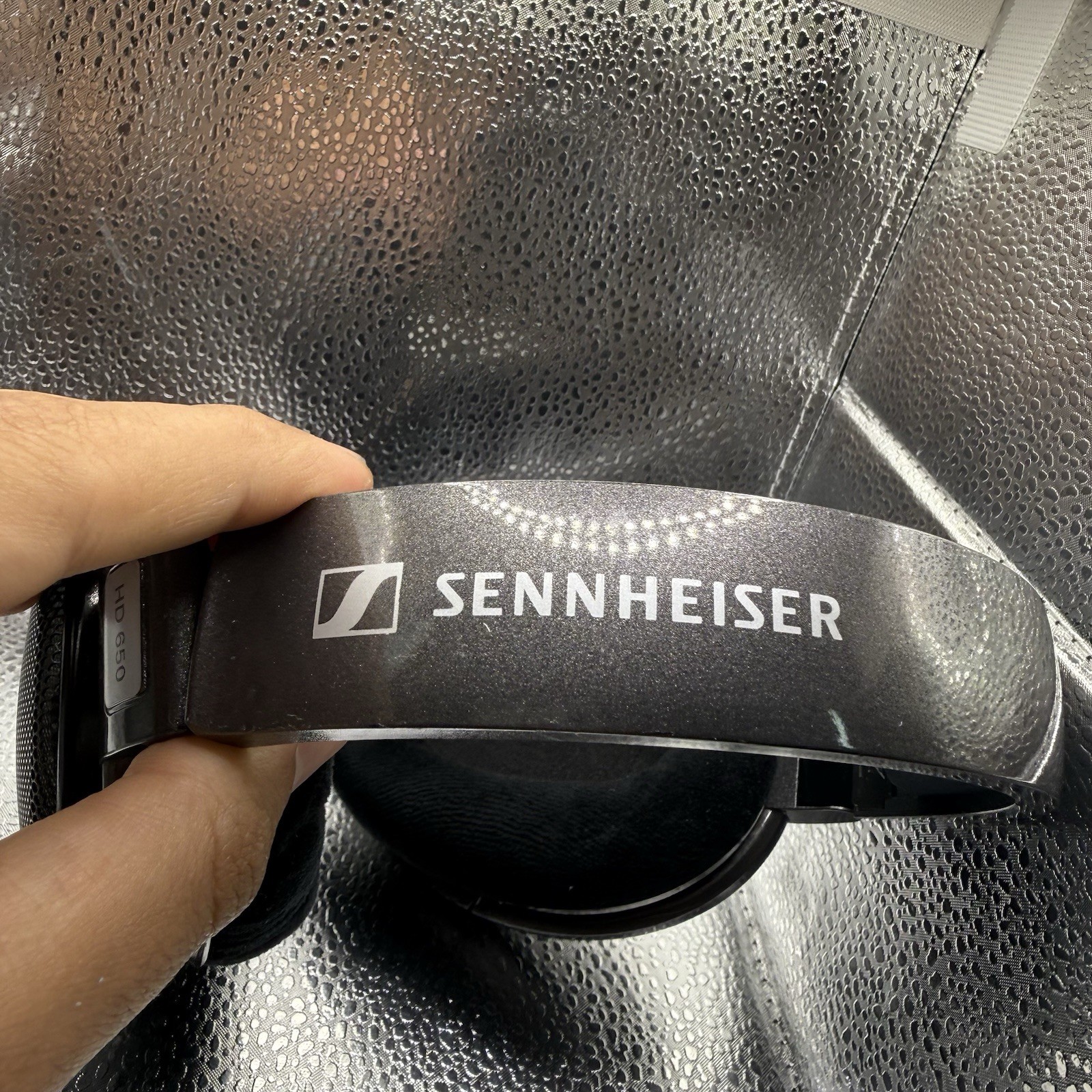 Sennheiser HD 650 Over Ear Headphones – Gray/Black ( NO WIRES )