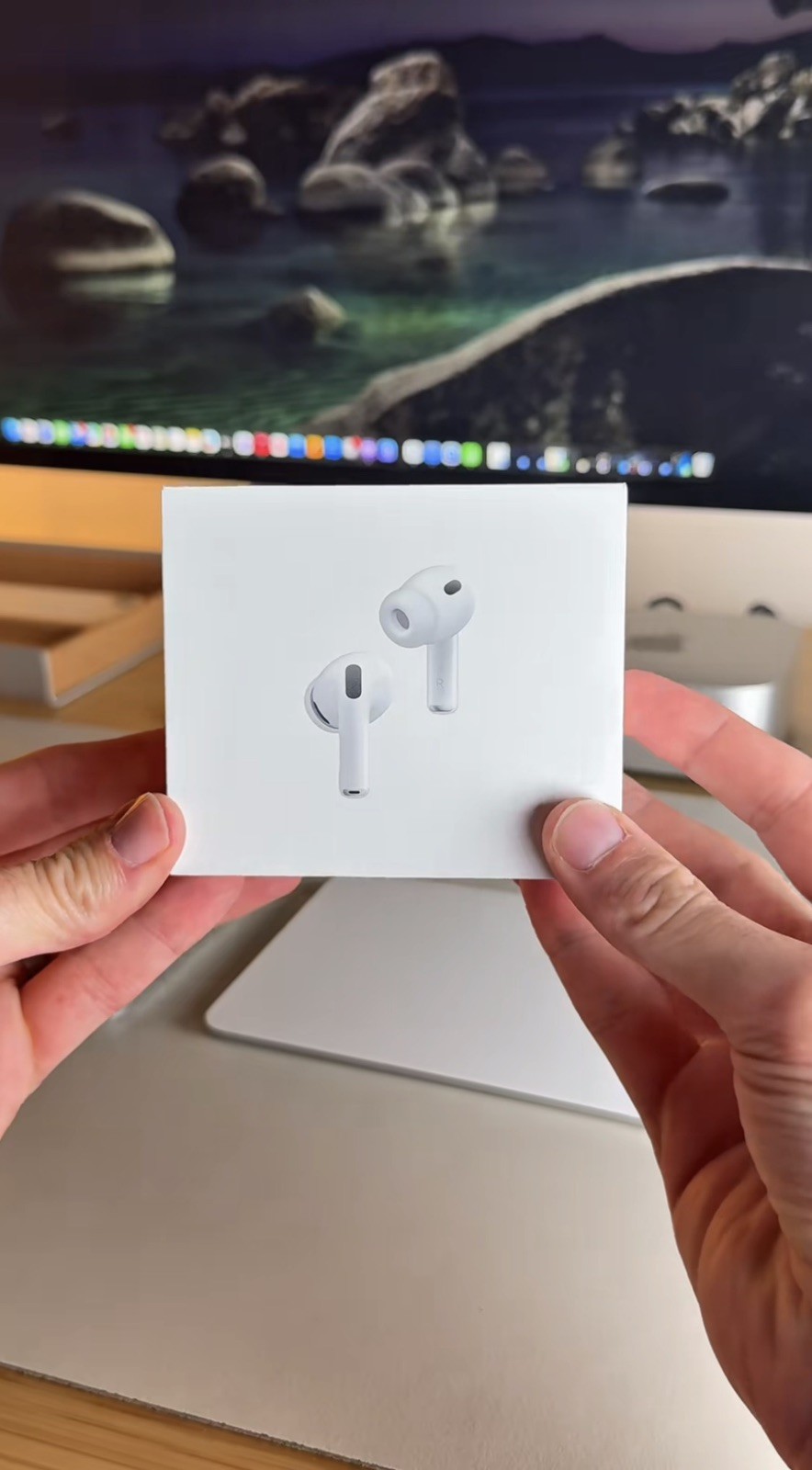 Apple AirPods Pro 3 Wireless Bluetooth Earbuds with Charging Case, White