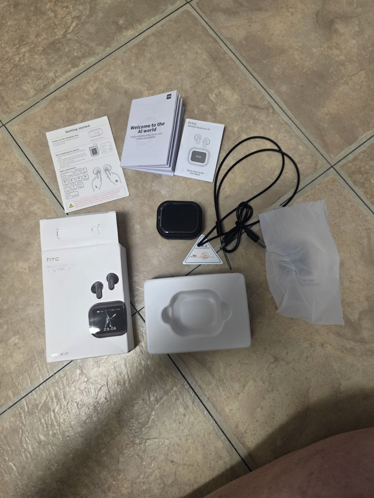 HTC NE20 Bluetooth In-Ear Earbuds Stereo HD Voice Built-In Mic Black