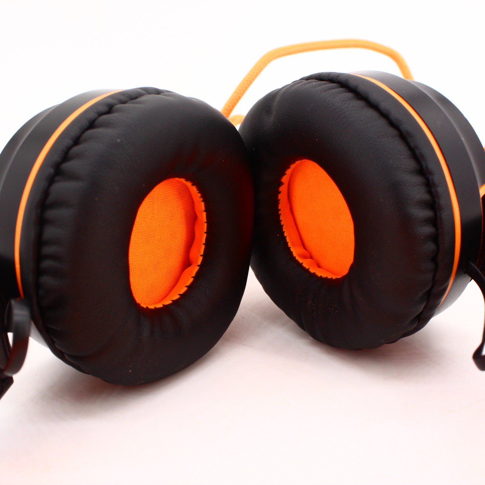 AILIHEN I35 Kids Headphones Wired On Ear 93dB Safe Volume School Black