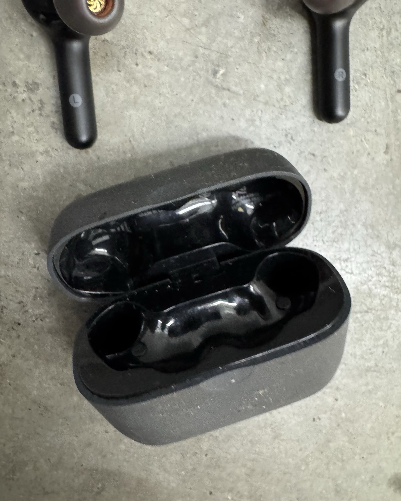Soundcor Wireless Earbuds Smart Noise Cancelling Headphones 2-in-1 Case Untested
