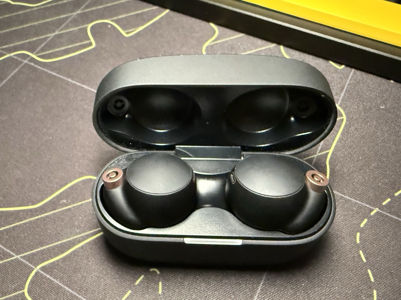 SONY WF-1000XM4 Noise Canceling Wireless Bluetooth Earbuds with Case – Black