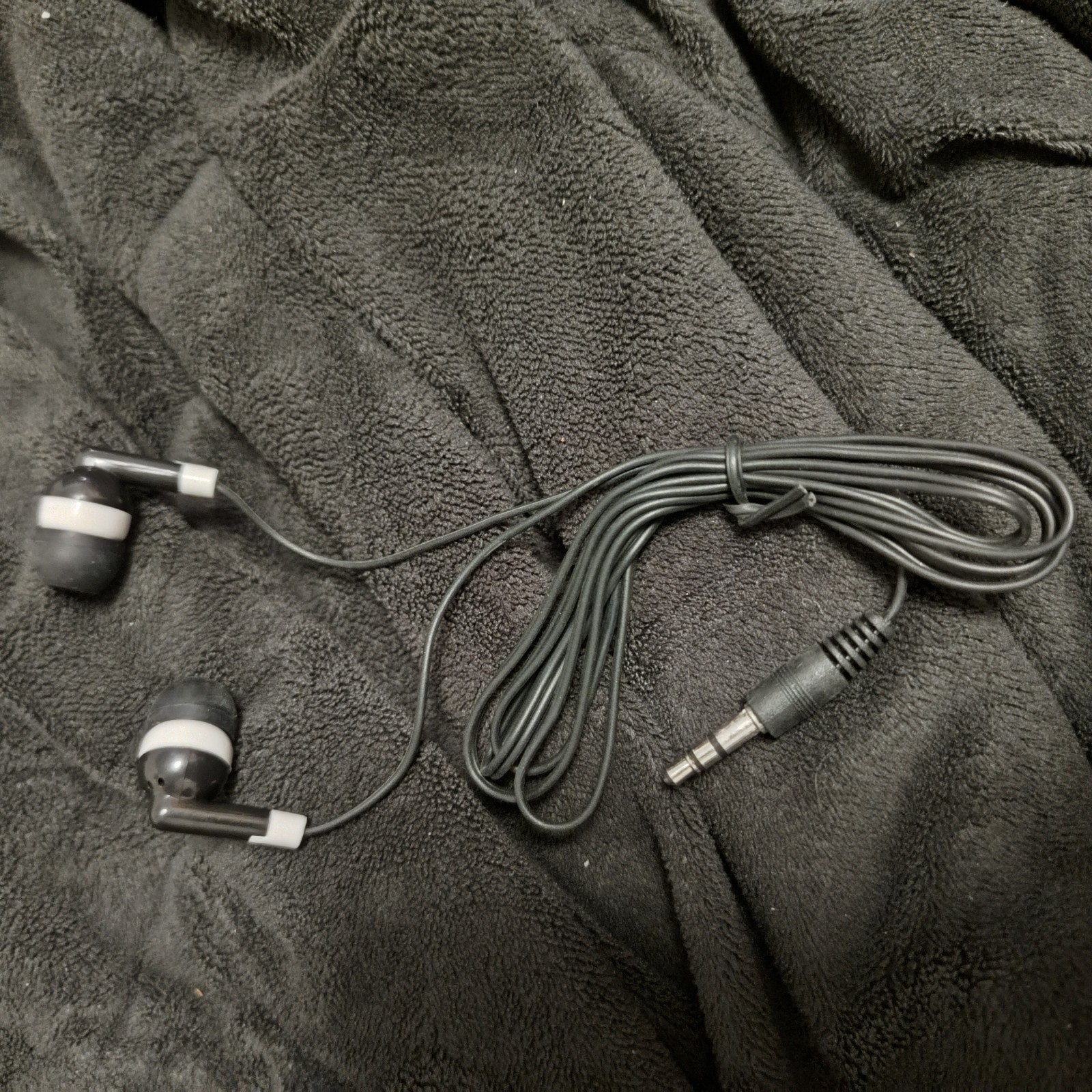 5 PAIR 3.5mm In-ear Earbuds Headphones – Wired Jack Earphone Stereo – US Seller